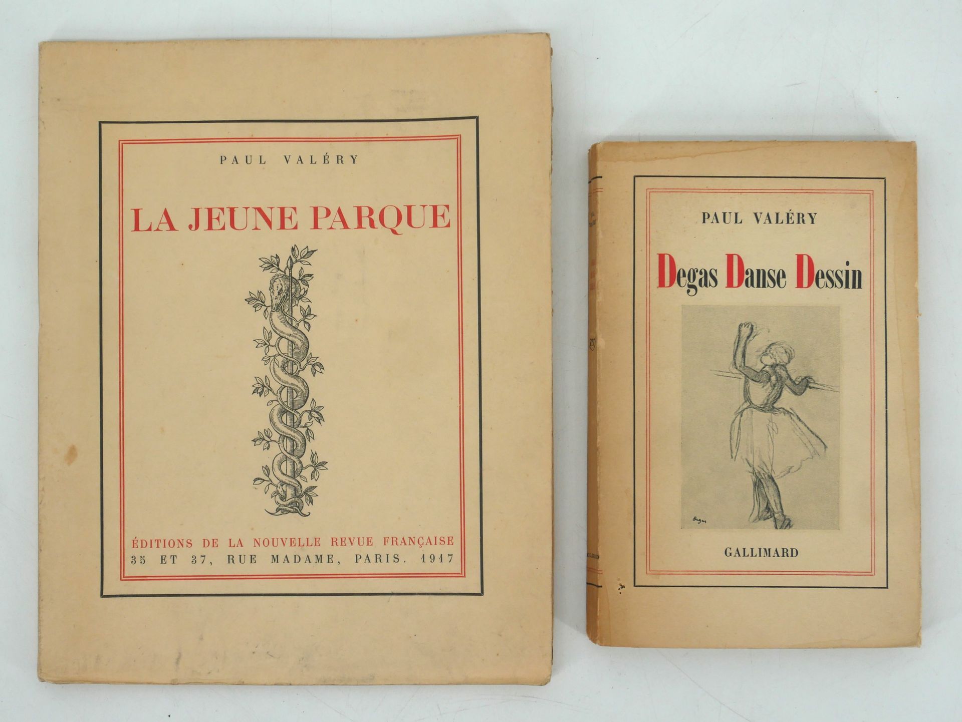 Null PAUL VALERY. 
- La Jeune Parque.
Éditions de la NRF, 1917. Vignette : « Ce &hellip;