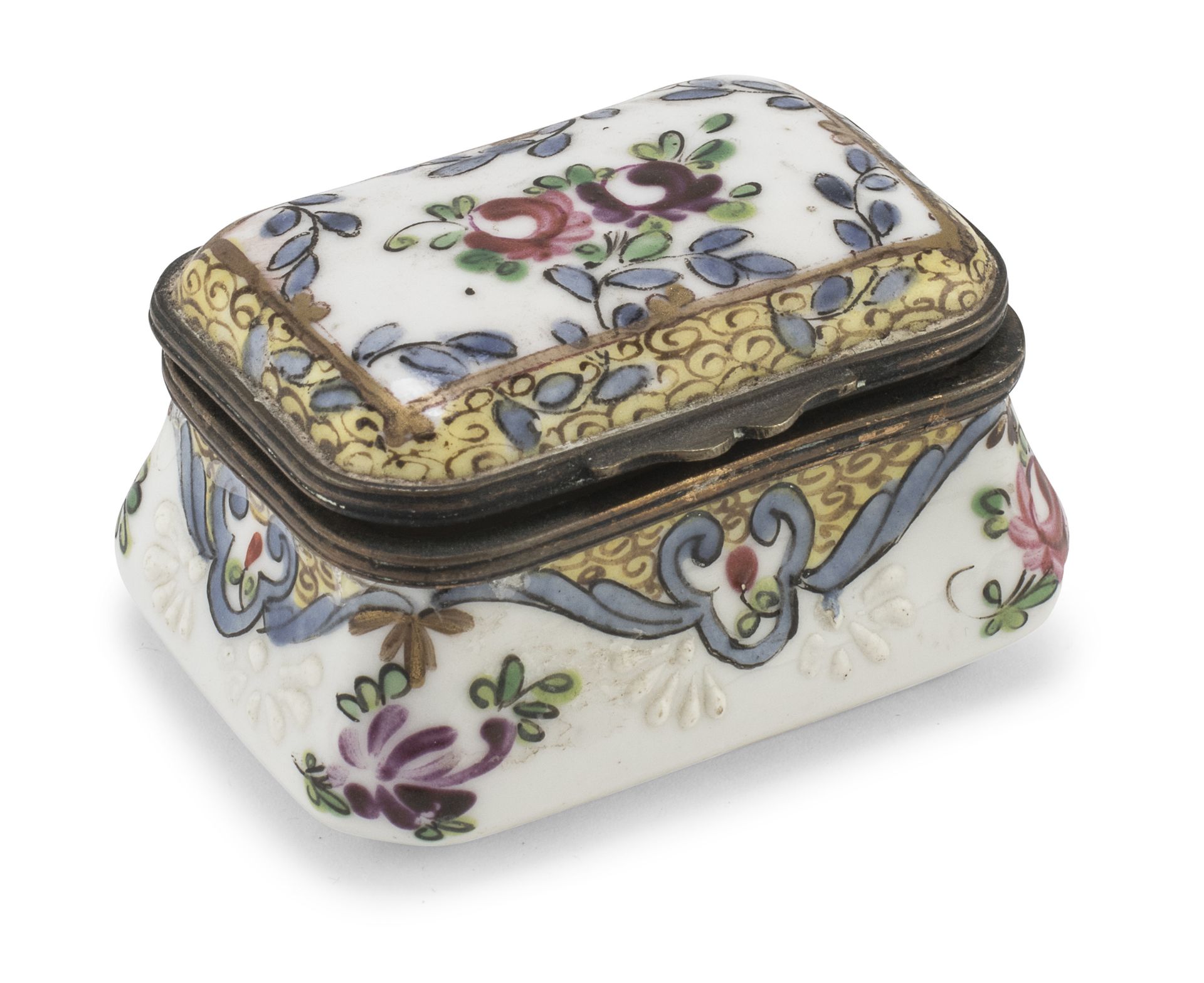 Null PETIT COFFRET EN PORCELAINE, XIXE SIÈCLE

Style XVIIIe siècle, en polychrom&hellip;