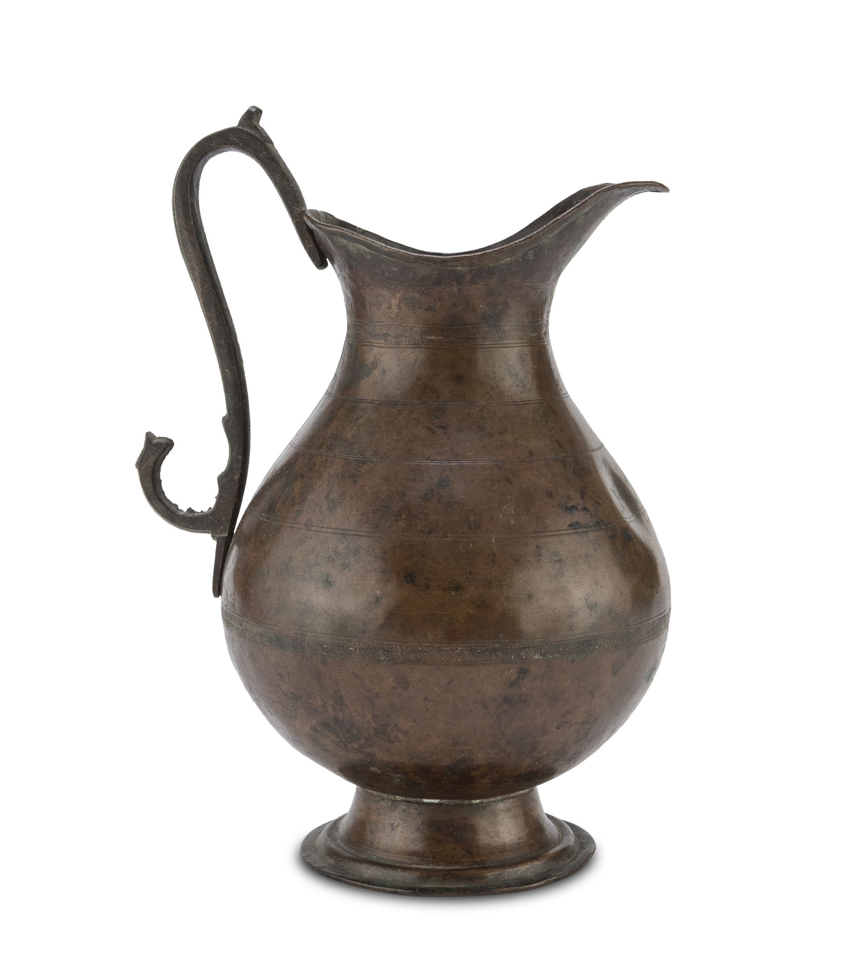 Null 罕见的铜浇花器，托斯卡纳，18世纪

有棱纹的栏杆体和锻铁手柄。

尺寸为32 x 18 x 20厘米。