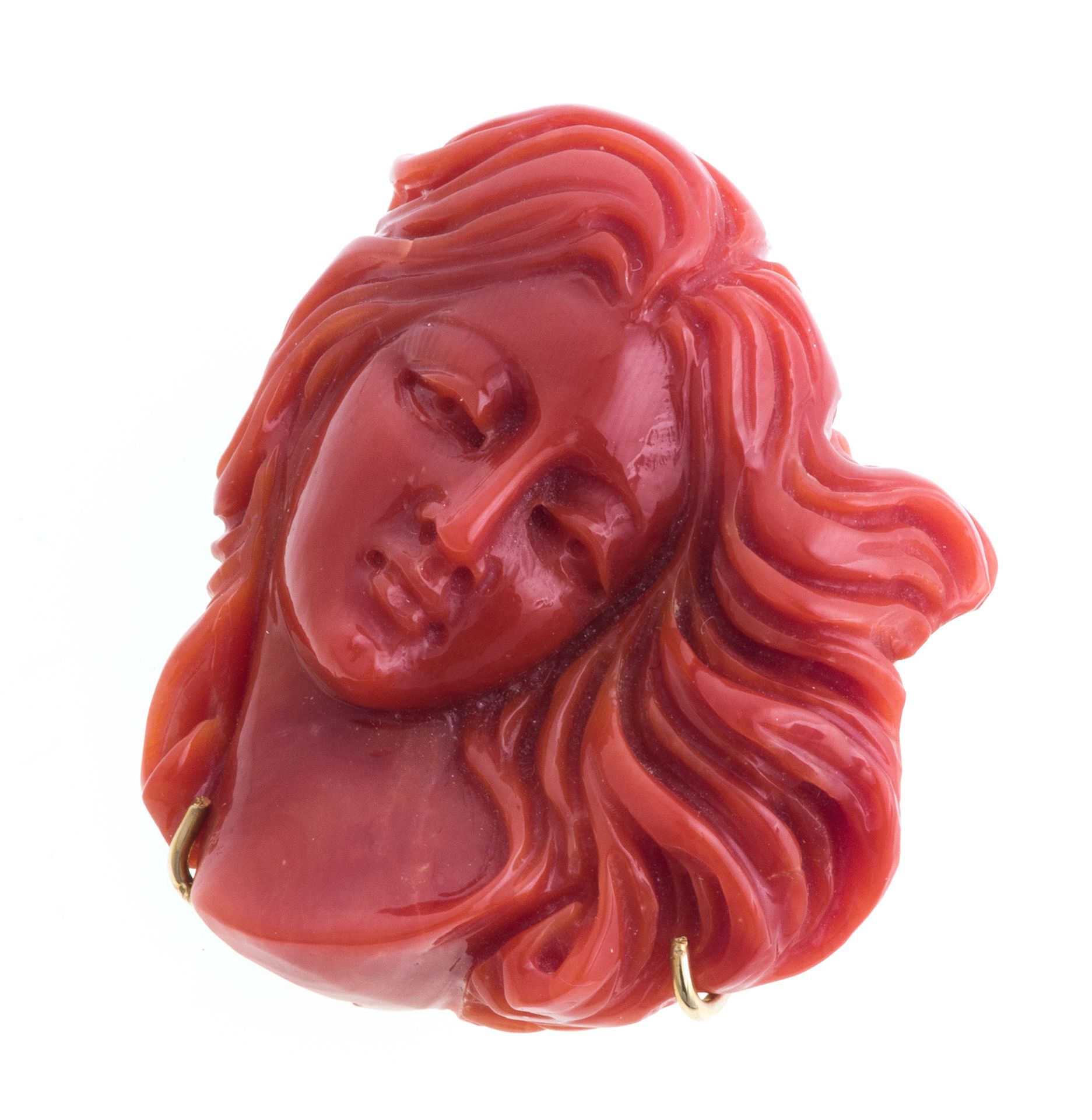 Null SPILLA CIONDOLO

in corallo rosso scolpito a profilo femminile con montatur&hellip;