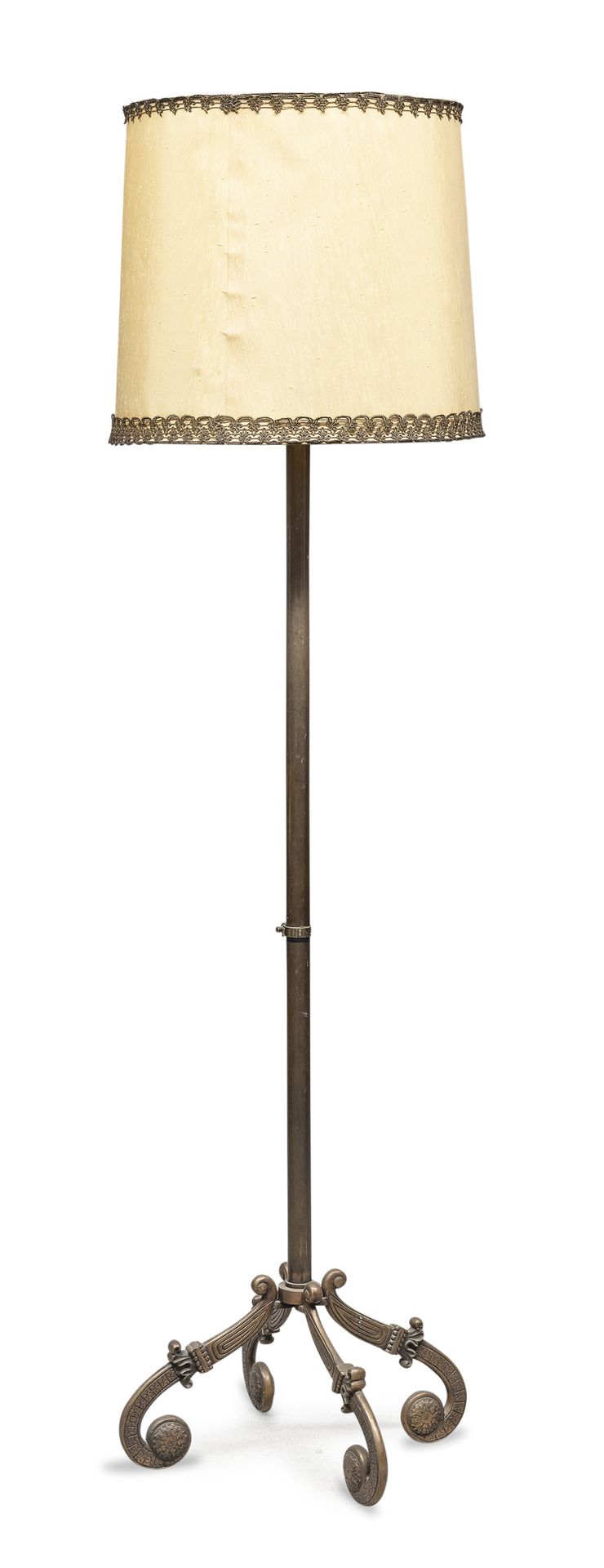 Null STEHLAMPE AUS BRONZE, 1970ER JAHRE


mit brünierter Patina, mit drei musika&hellip;