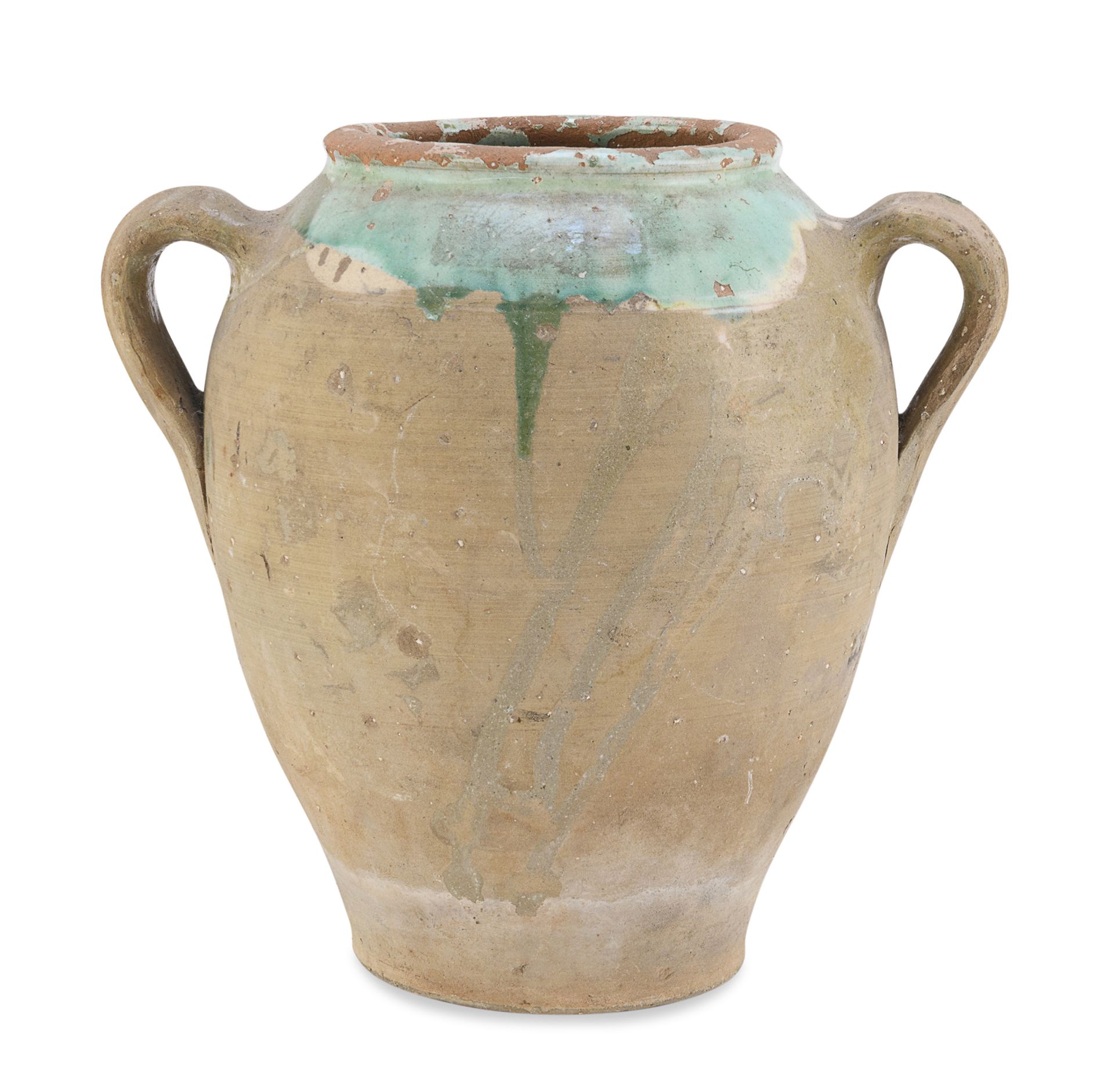 Null 陶器卡帕萨，普格利 19世纪末


肩部有部分绿色釉面。丝带手柄。


尺寸为22 x 24 x 18厘米。