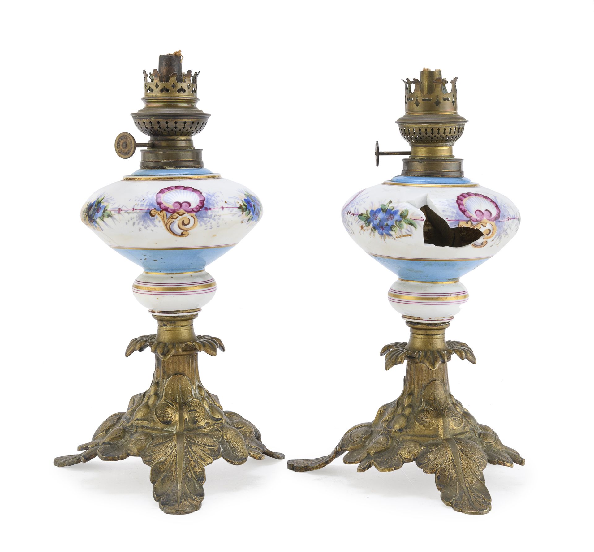 Null PAIR OF LAMPS IN CERAMIC AND GILDED METAL