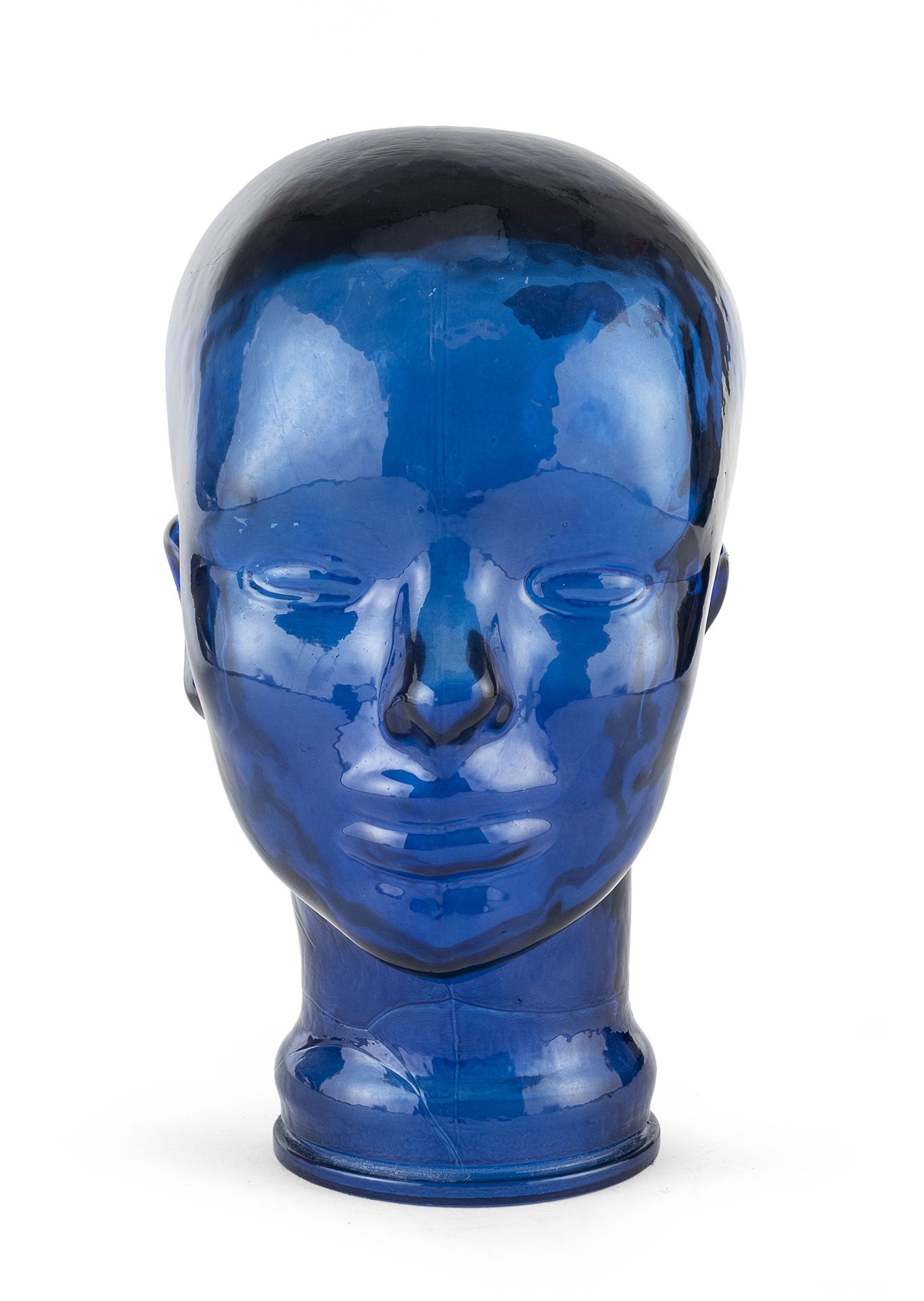 Null 艺术家 xxi世纪





头部


蓝色玻璃雕塑，cm. 29 x 16 x 20


无符号