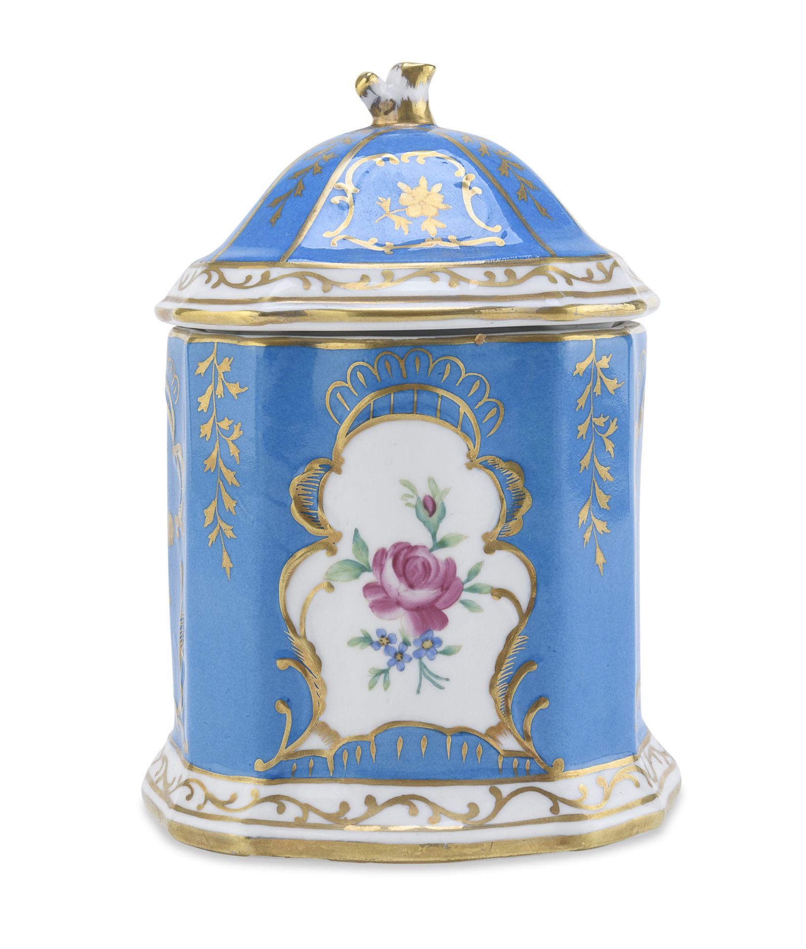 Null BOÎTE À BISCUITS EN PORCELAINE, SEVRES 20E SIÈCLE


en polychromie sur un f&hellip;