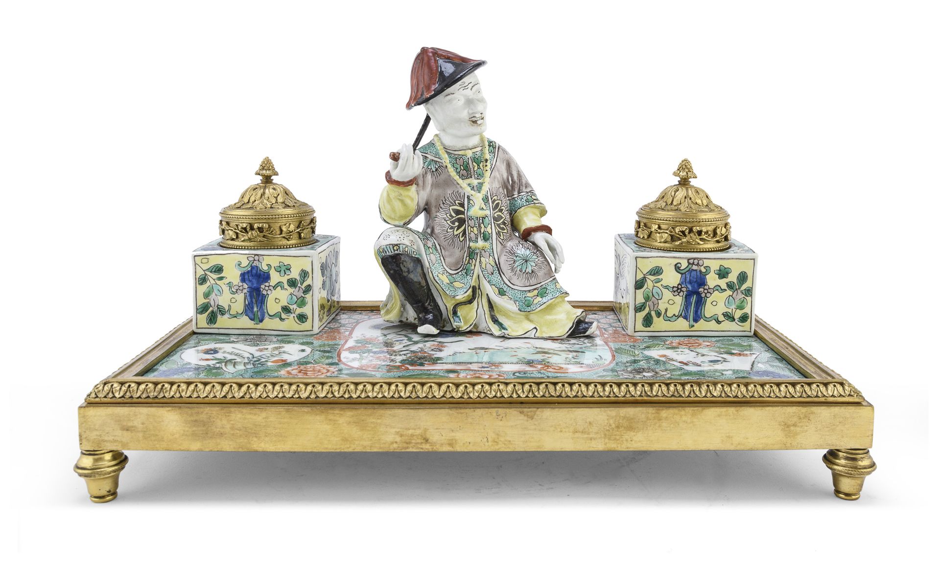 Null RARE INKSTAND IN PORCELAIN WITH POLYCHROME AND GOLD ENAMELS, FRANCE 19th CE&hellip;