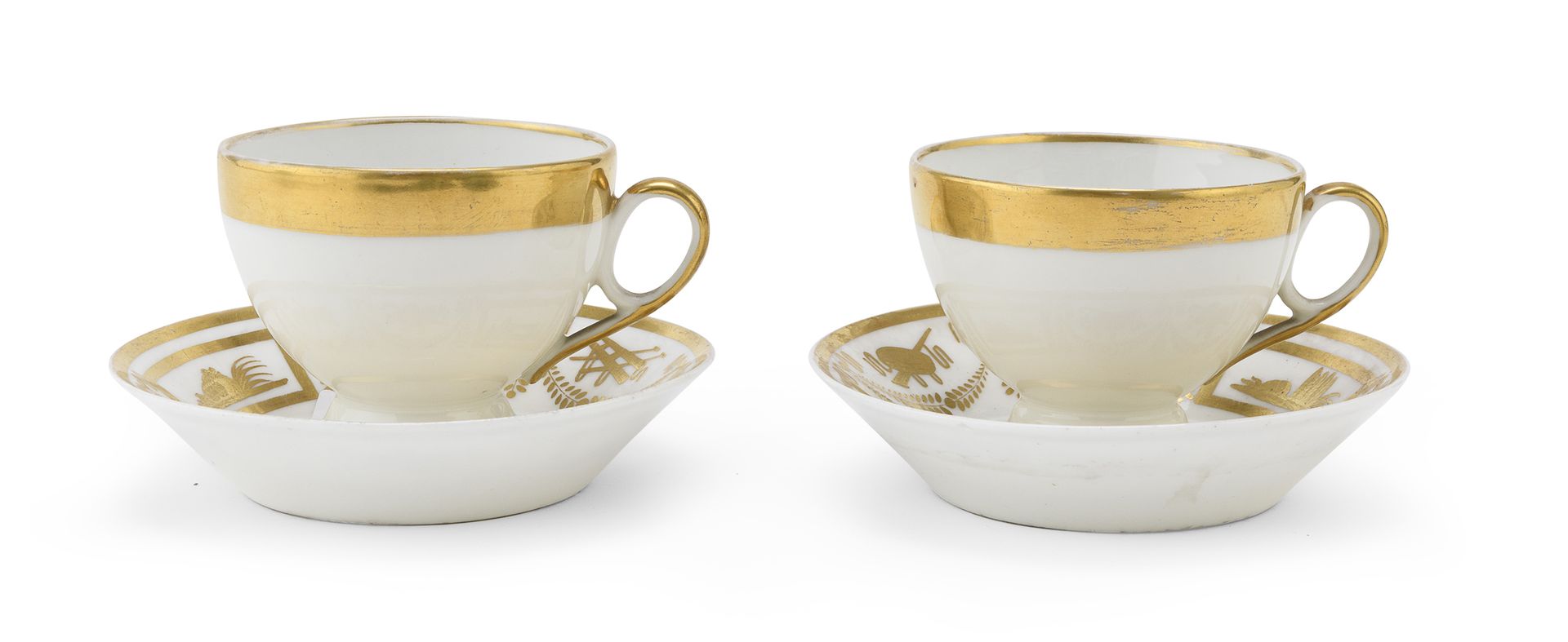 Null PAIR OF PORCELAIN CUPS, EMPIRE PERIOD