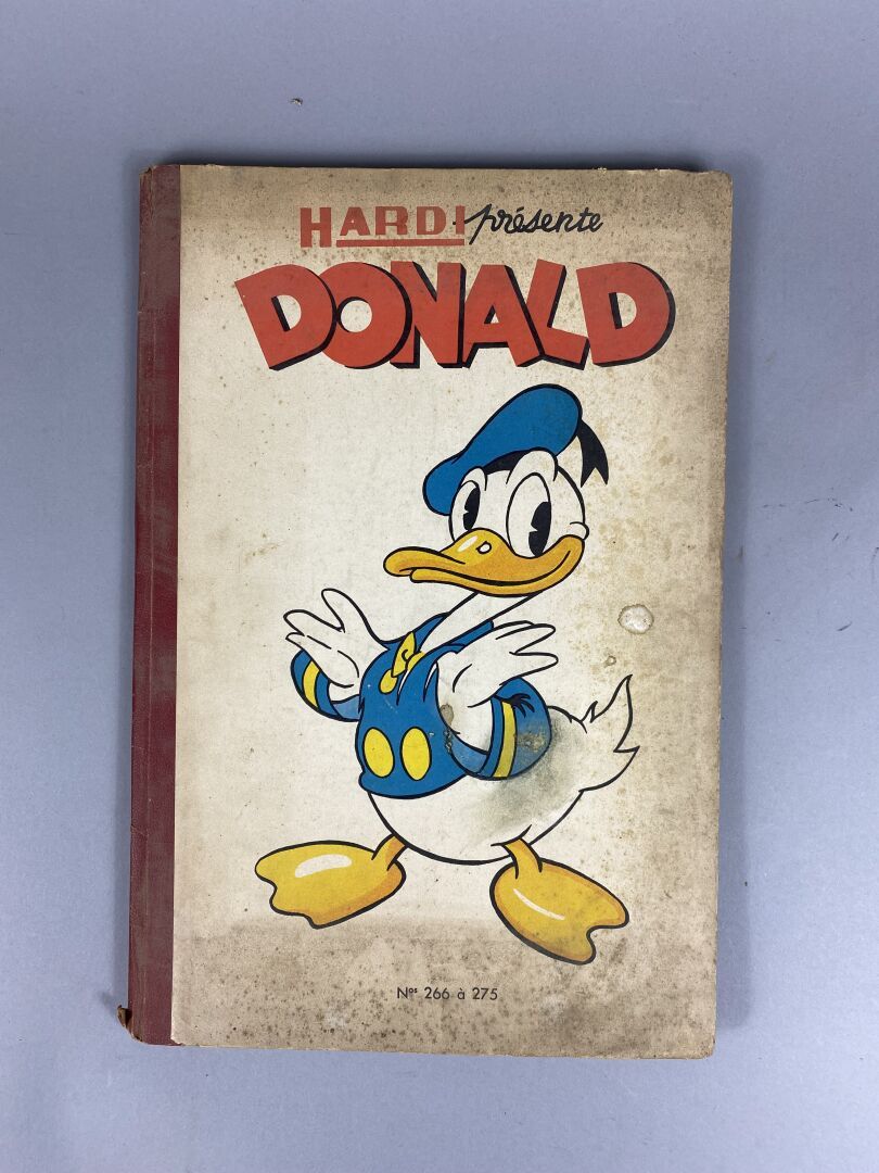 Null 漫画书。

哈迪推出的唐纳德

第266-275号（1952年4月27日，星期日

精装，红边。

按原样。