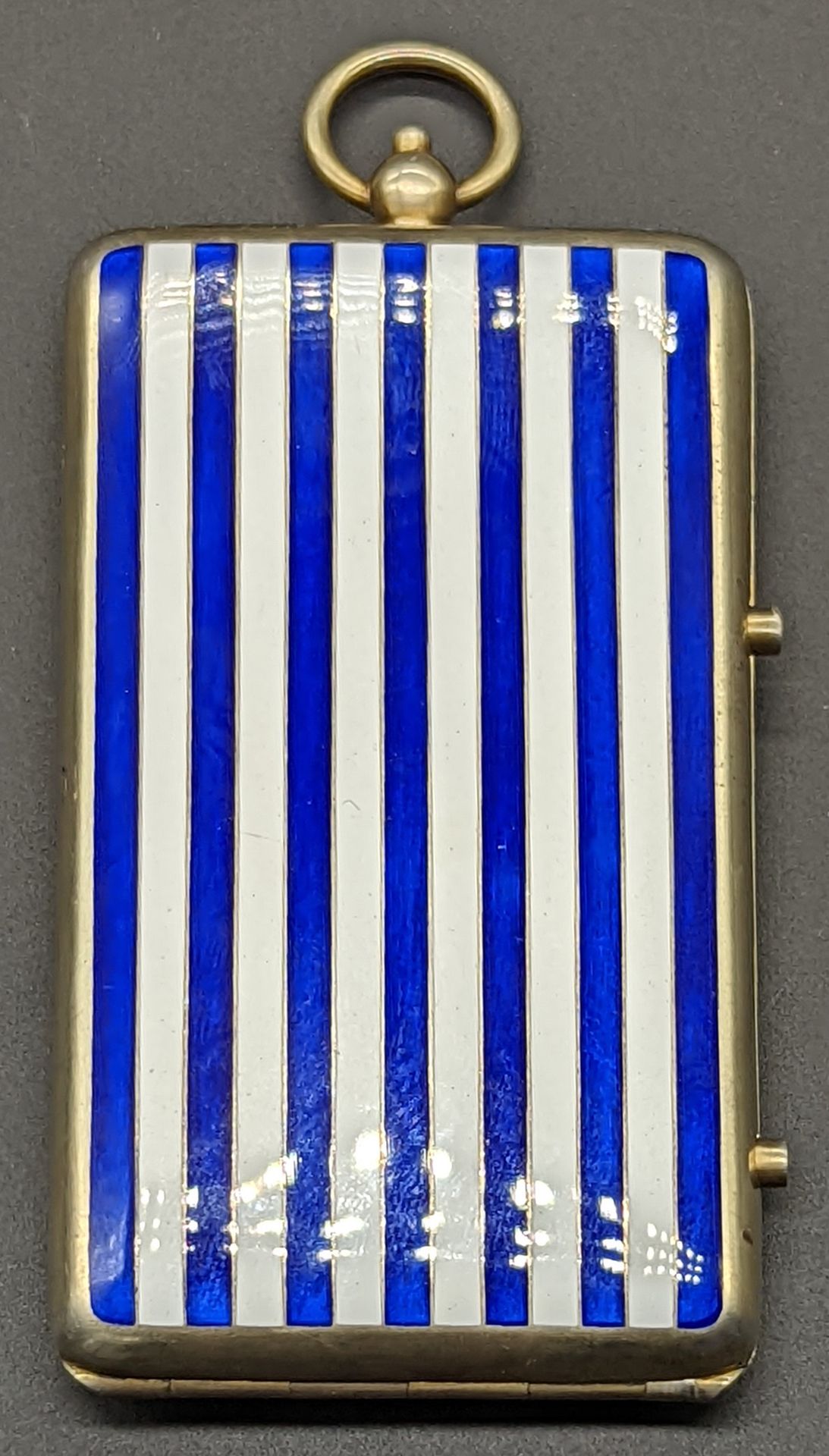 ROZ A silver and enamel compact, navy and white stripes to both side, gilt compa&hellip;