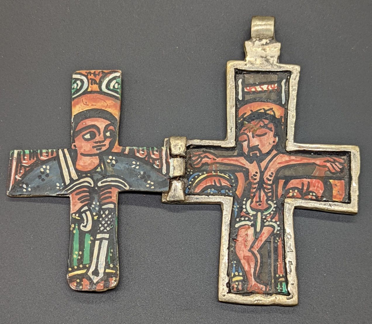 Null 一个北非埃塞俄比亚的黄色金属宗教基督教胸饰十字架，打开十字架的图标埃塞俄比亚。