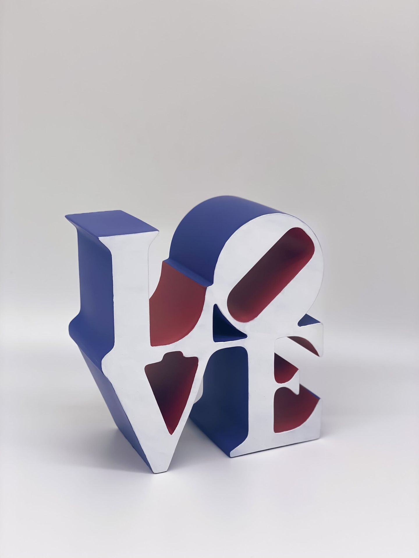 Null Robert INDIANA (d'après)

Love bleu, blanc & rouge, 2018

Édition de 500

N&hellip;