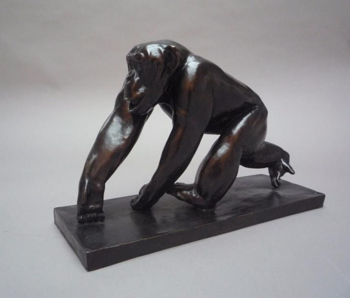 Null Auguste TREMONT (1892-1980)

Chimpanzé marchant Épreuve en bronze à patine &hellip;