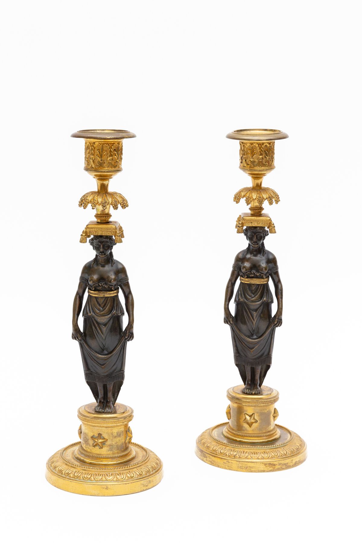 Null Pierre Philippe THOMIRE (1751-1843), entourage of.

Pair of candlesticks in&hellip;