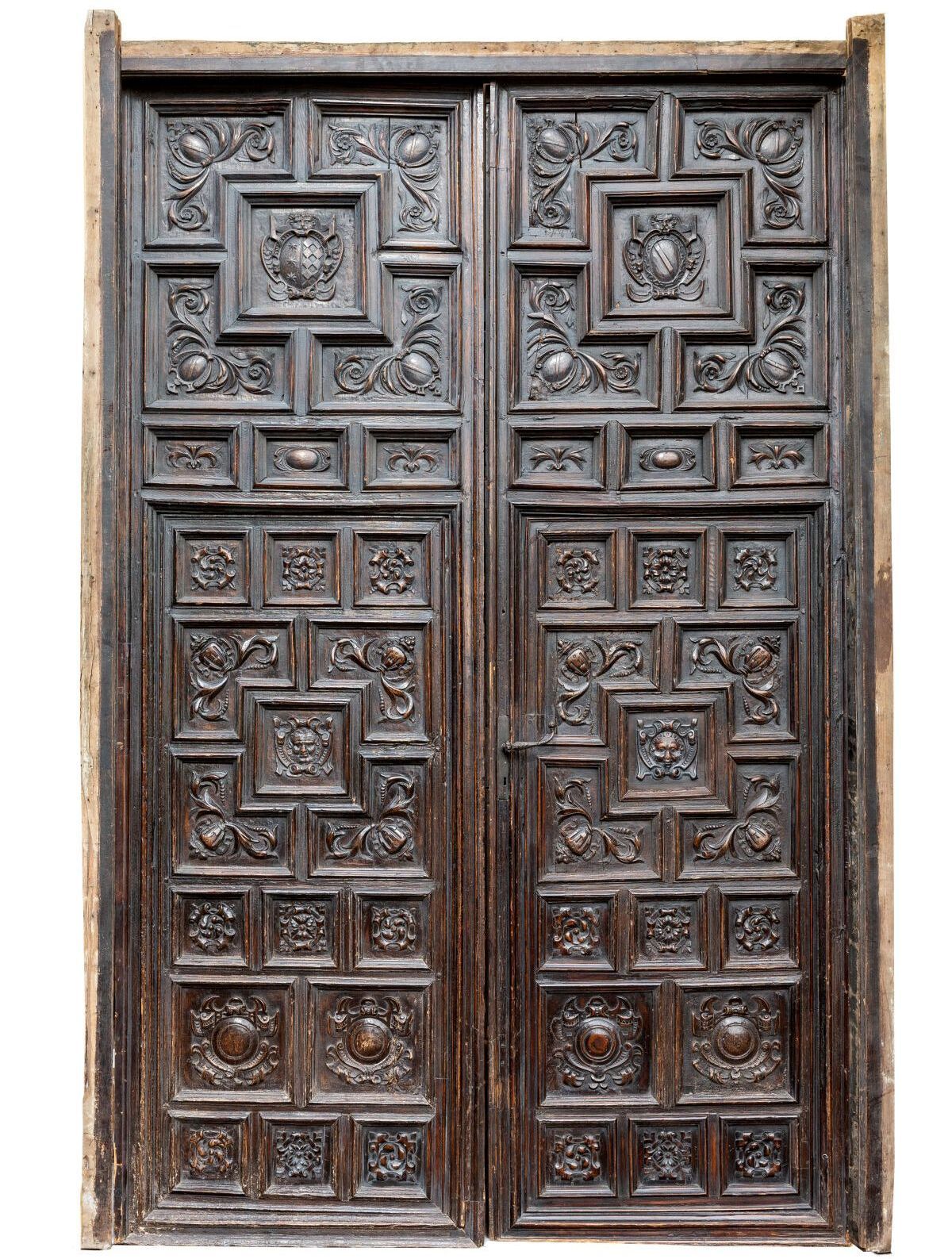 Null Importante double porte de manoir ou de porche, en bois sculpté à décor de &hellip;