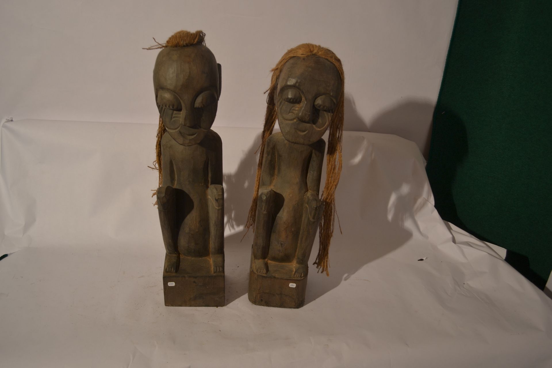 Null Primitive couple with long hair.

Light exotic wood 

height 50

weight :3 &hellip;