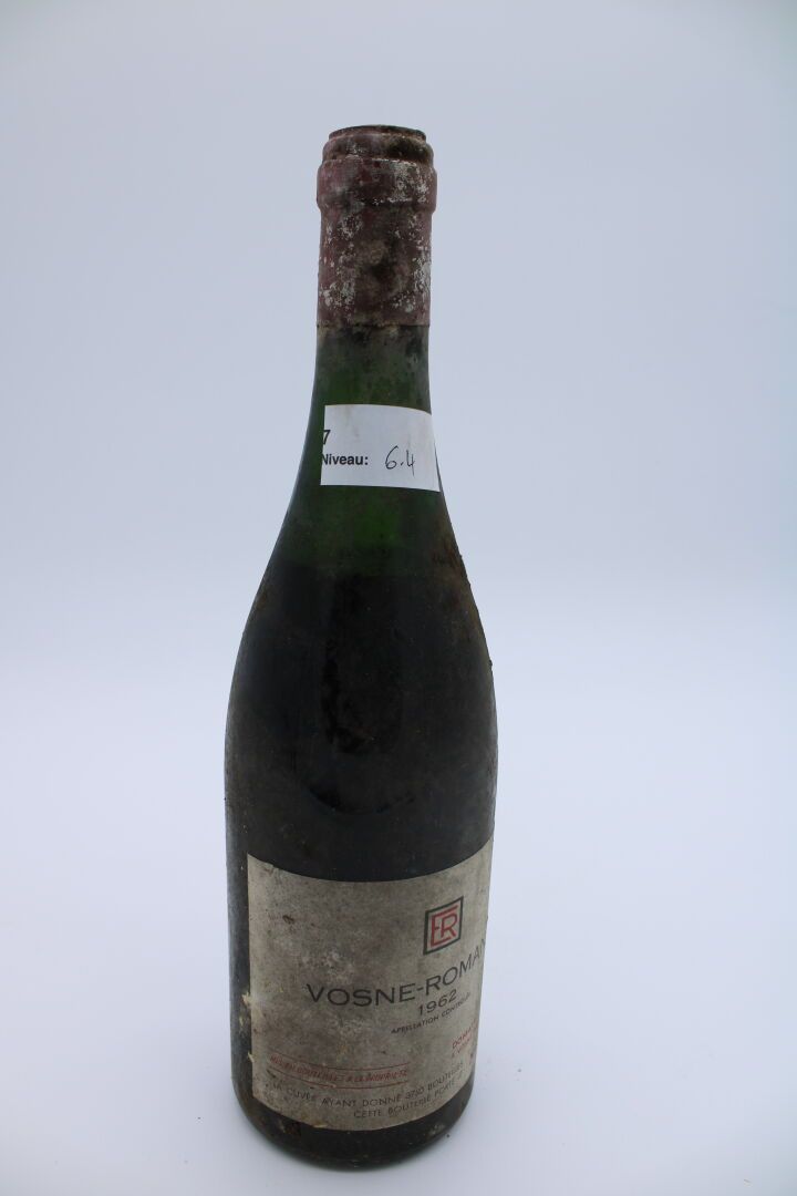 Null Domaine René Engel, Vosne-Romanée 1962, Level 6.4 cm, partial label, cork d&hellip;