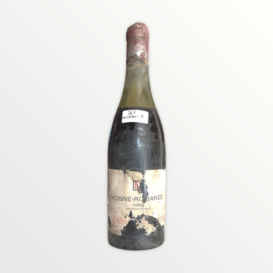 Null Domaine René Engel, Vosne-Romanée 1962, Level 6 cm, Label stained and badly&hellip;