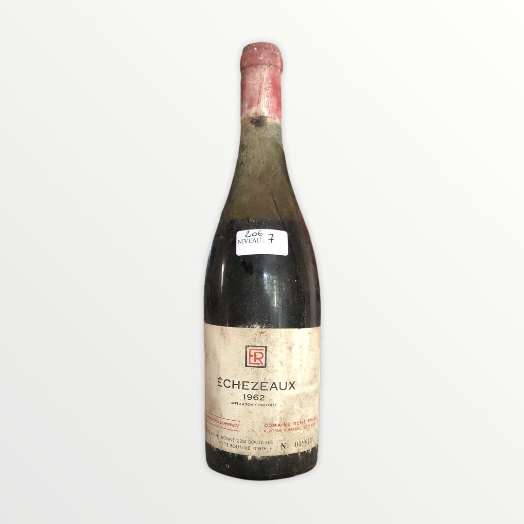Null René Engel酒庄，Echézeaux 1962年，水平7厘米，标签上有污点，胶囊被腐蚀了