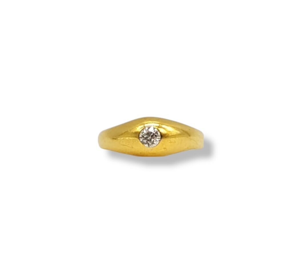 Null Bague jonc, en or jaune 750, ornée d'un diamant taille ancienne,

TDD 58, p&hellip;