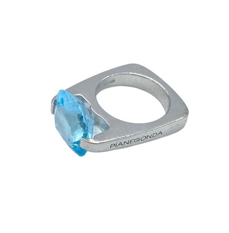 Null 
PIANEGONDA, Ring aus 925er Silber mit einem facettierten Aquamarin im Schl&hellip;
