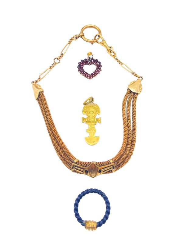 Null 古董珠宝拍品，包括辫子表链、印加风格的吊坠、大象的头发戒指和银800和石榴石心。