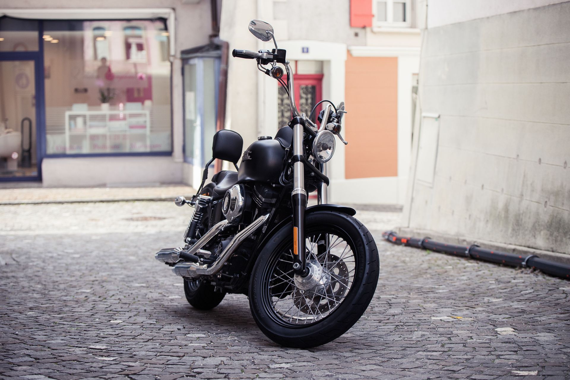 Null Harley Davidson Dyna Street, 2014



Die Harley-Davidson Dyna-Serie ist ein&hellip;