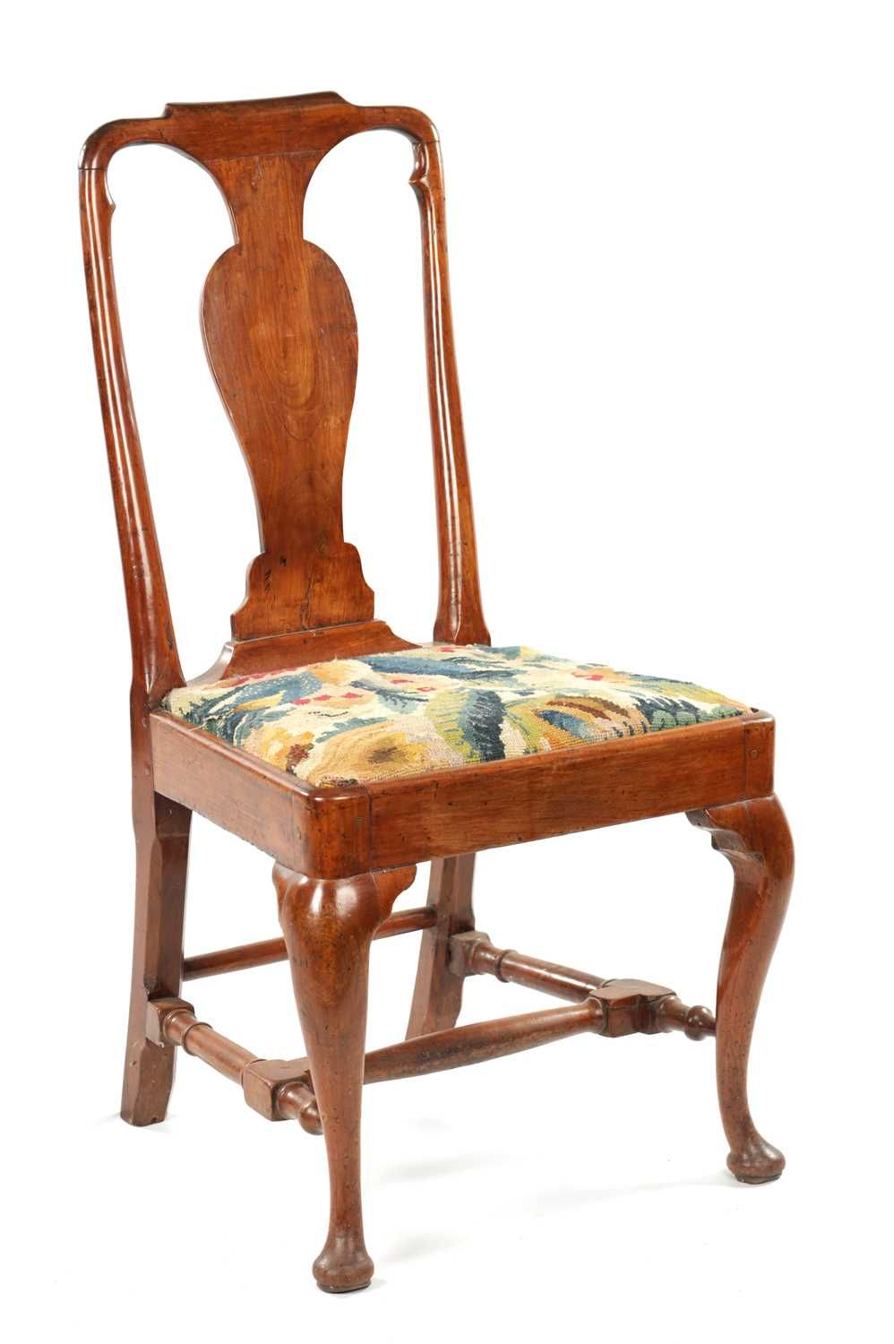AN EARLY 18TH CENTURY FRUITWOOD SIDE CHAIR WITH PERIOD NEEDLEWORK COVERED SEAT 一&hellip;