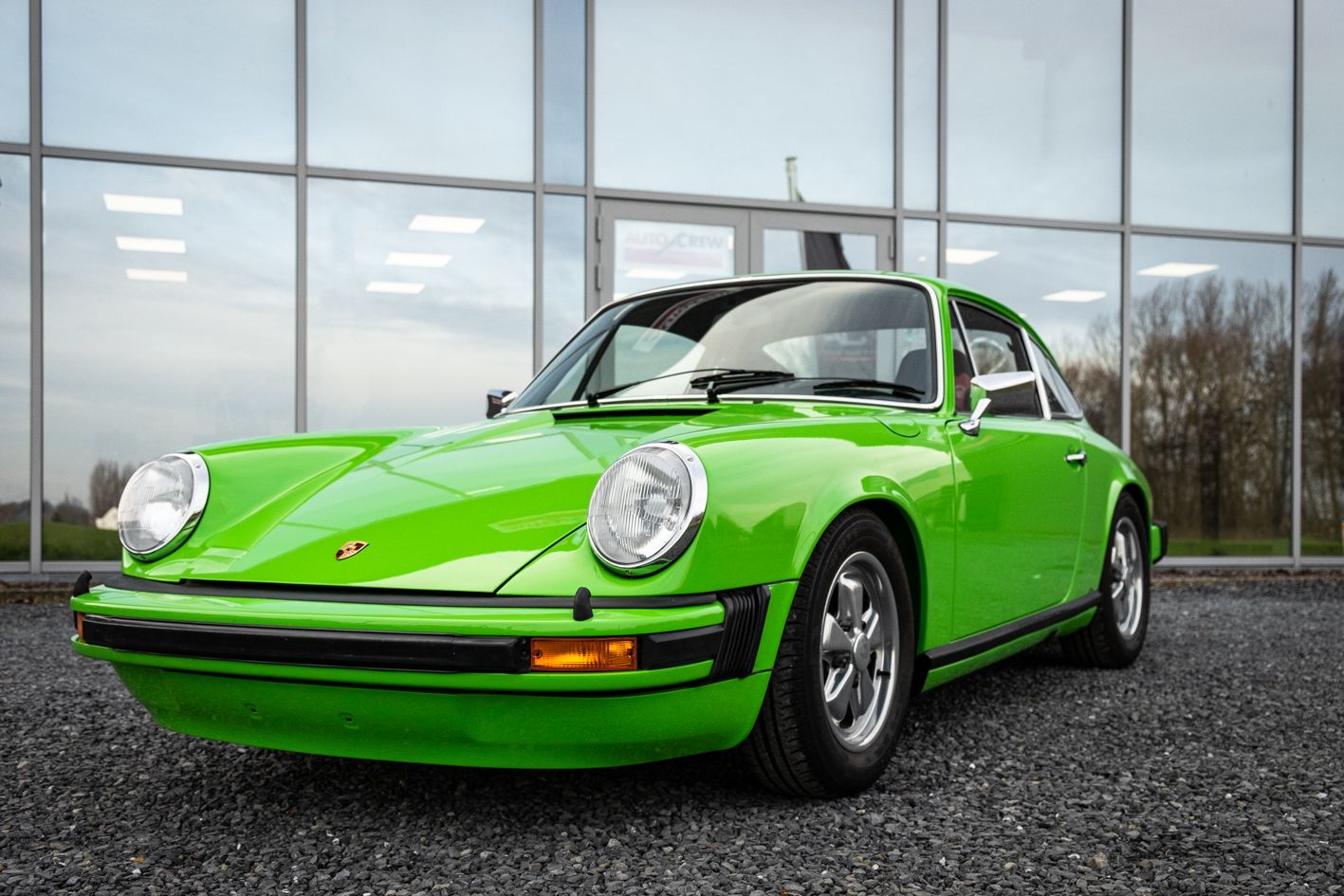 Porsche 911 
保时捷911 2.7 Sportomatic Lime Green 




由于其颜色和状况，几乎是独特的组合石灰绿是这台911的原&hellip;