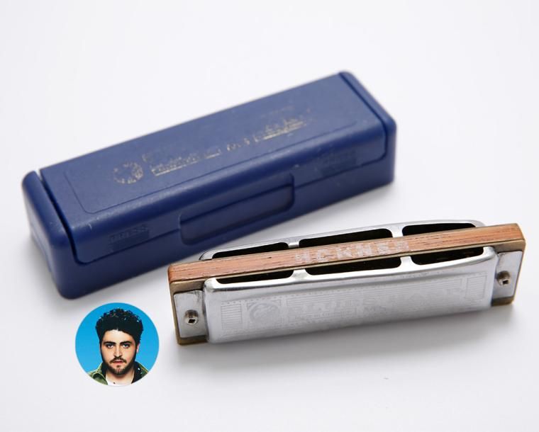 Tibz 
Tibz offre le tout premier harmonica de sa collection.

Harmonica de marqu&hellip;