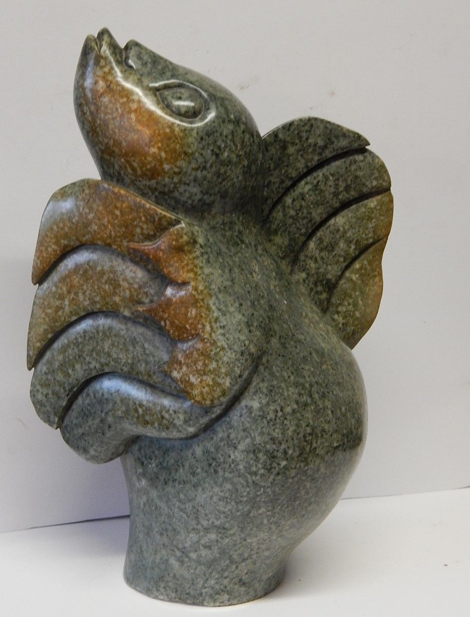 Sculpture "créature fabuleuse", travaillée dans la pierre, signée M.Musandi, 2e &hellip;