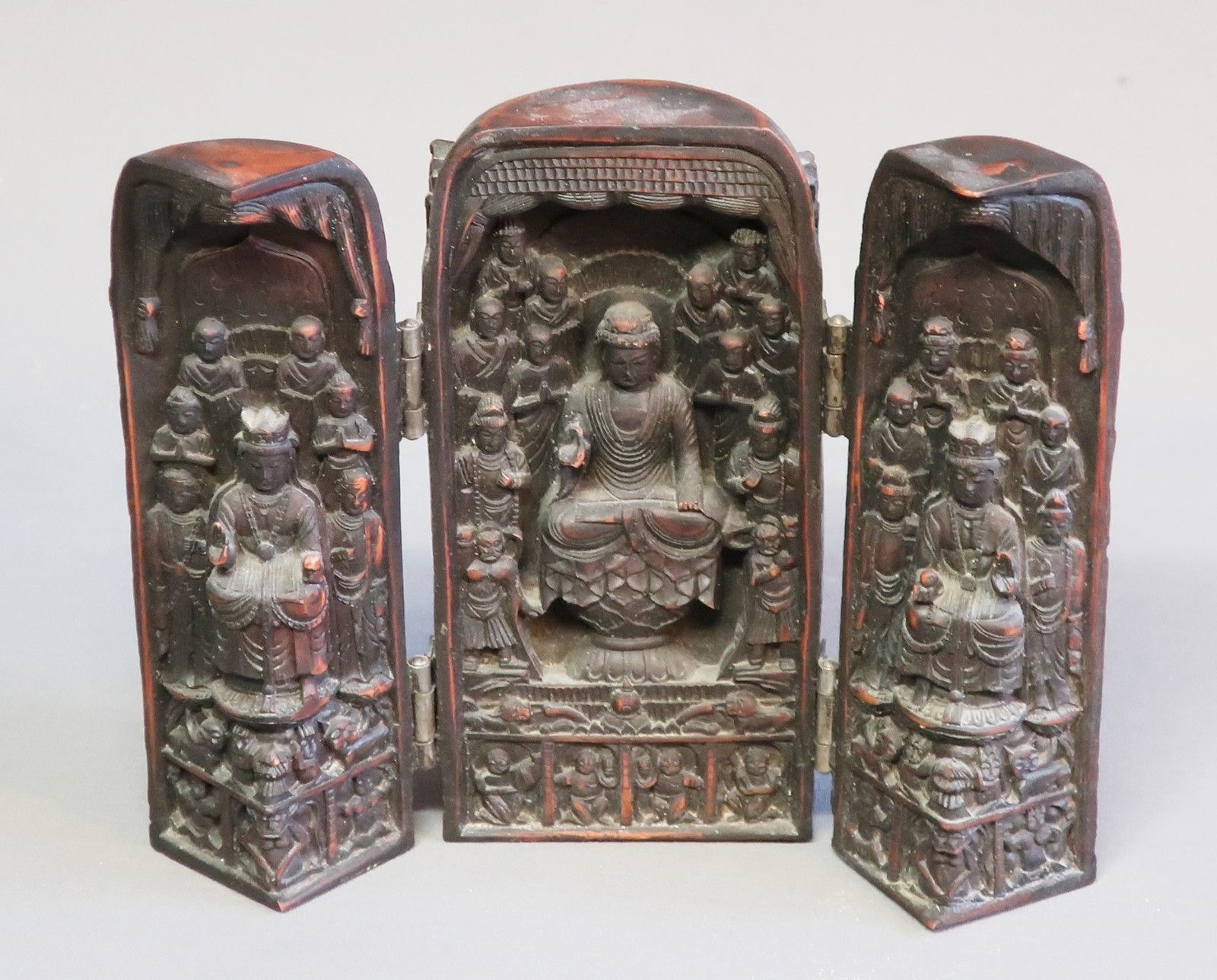 Null Altar de viaje budista,1ª mitad del siglo XX,altura 16,5cm,anchura 19,5cm