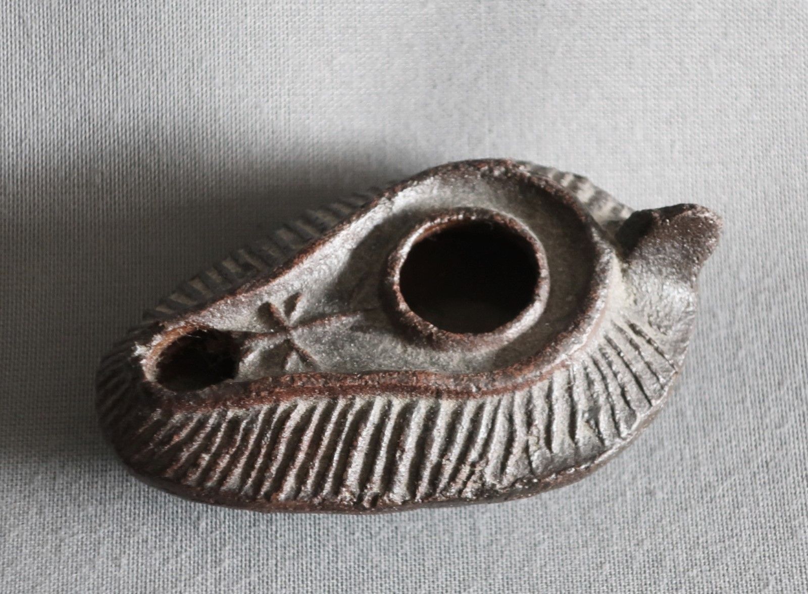 Null Small antique oil lamp,tanned clay,ca.8,5x5,5cm,Syria