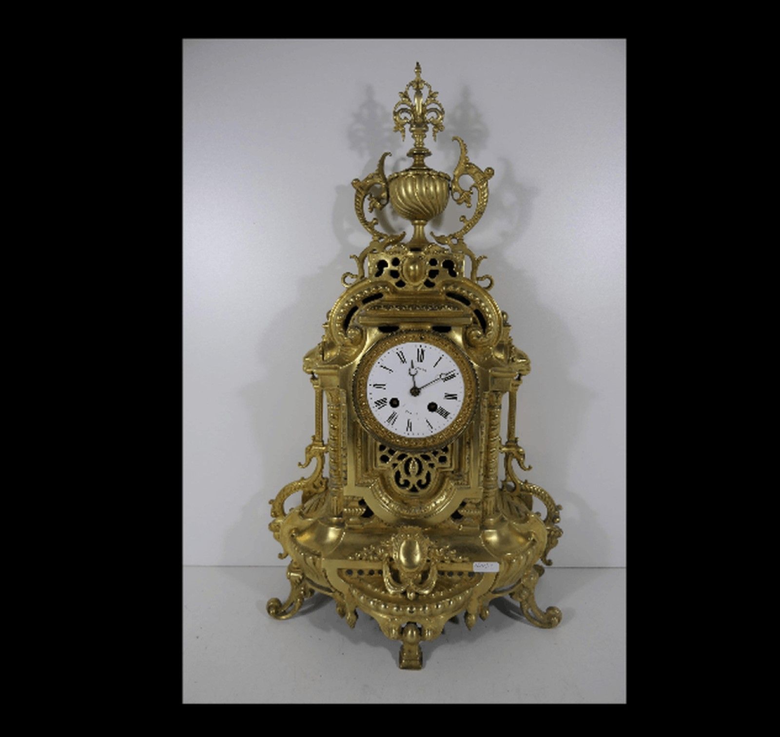 Null Prunkpendule,Messing,Uhrwerk mit Glockenschlag,Höhe ca.61cm,um 1920,unresta&hellip;