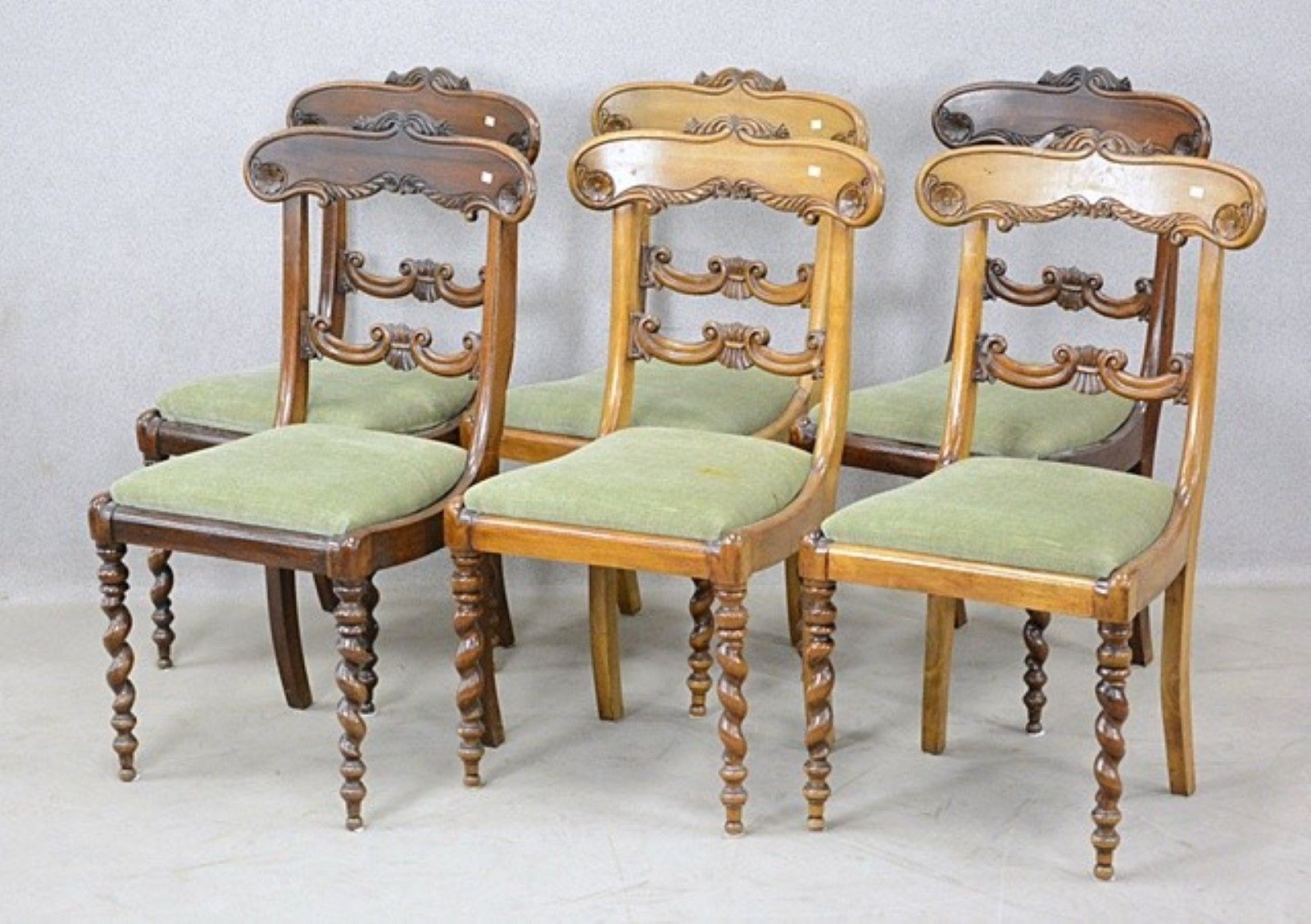 Null 6把混合型扶手椅，桃花心木，精心加工，1850年左右，一起。