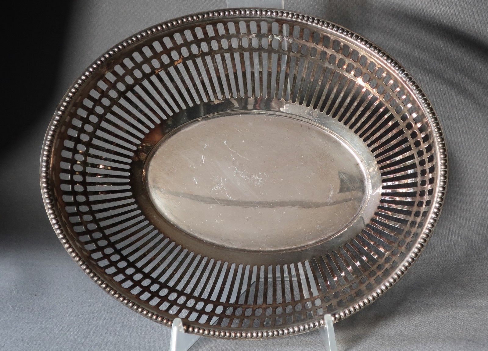 Null 椭圆形面包篮，镀银，约27x22.5厘米，高约8.0厘米