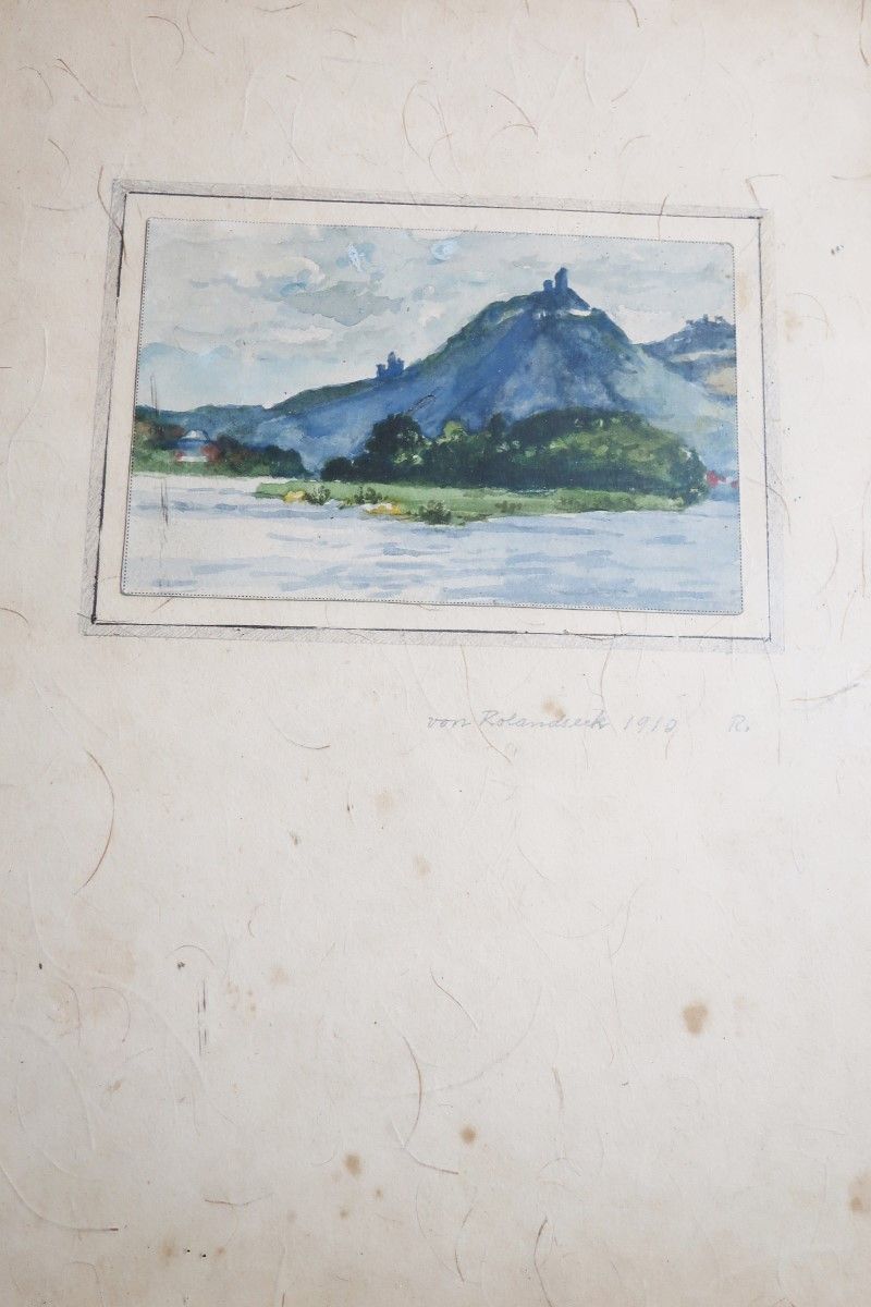 Null "Drachenfels, View from Rolandseck"，水彩画，R.字样，约 9x14 厘米，玻璃后装裱