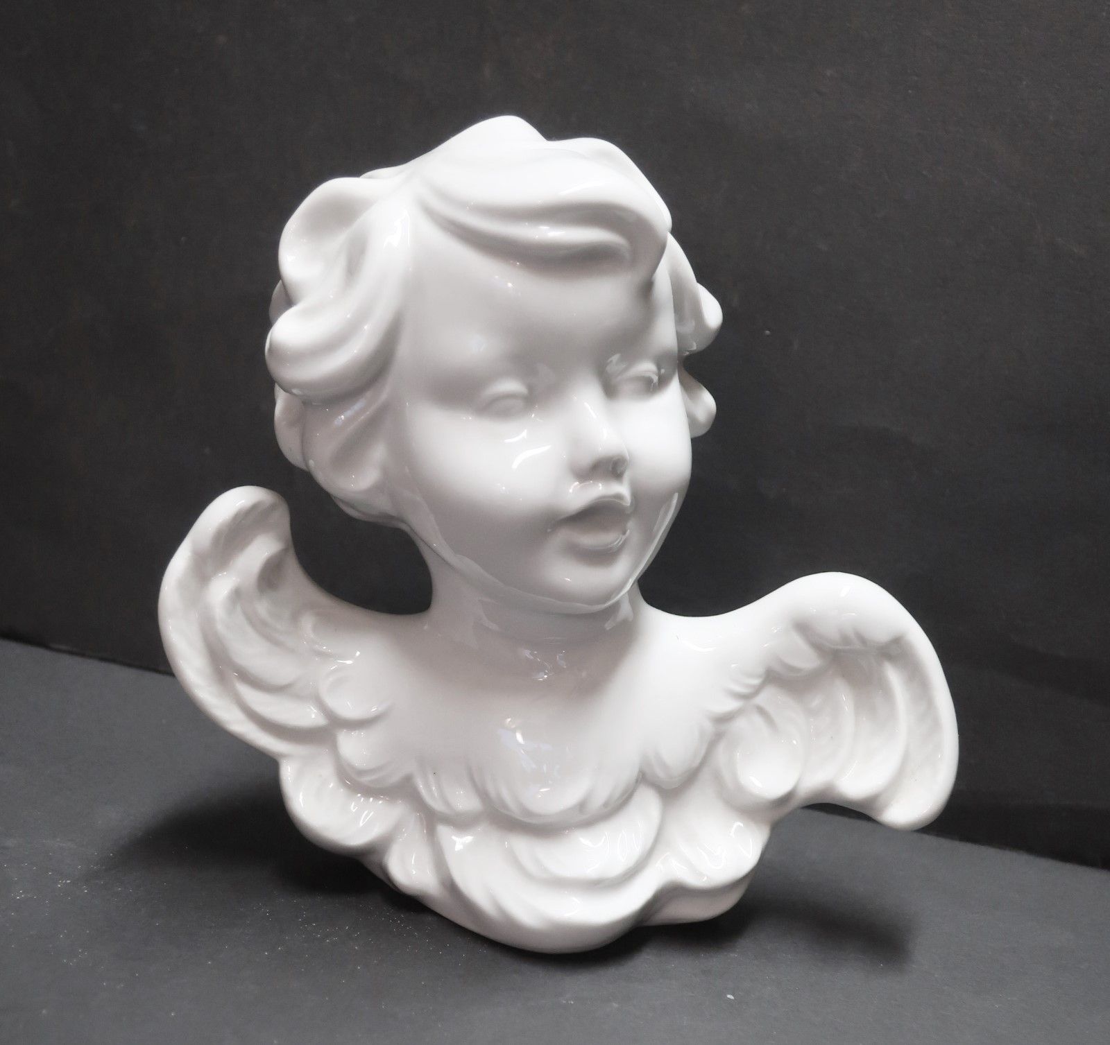Null "Angel", figurative porcelain Rosenthal, height approx. 13cm