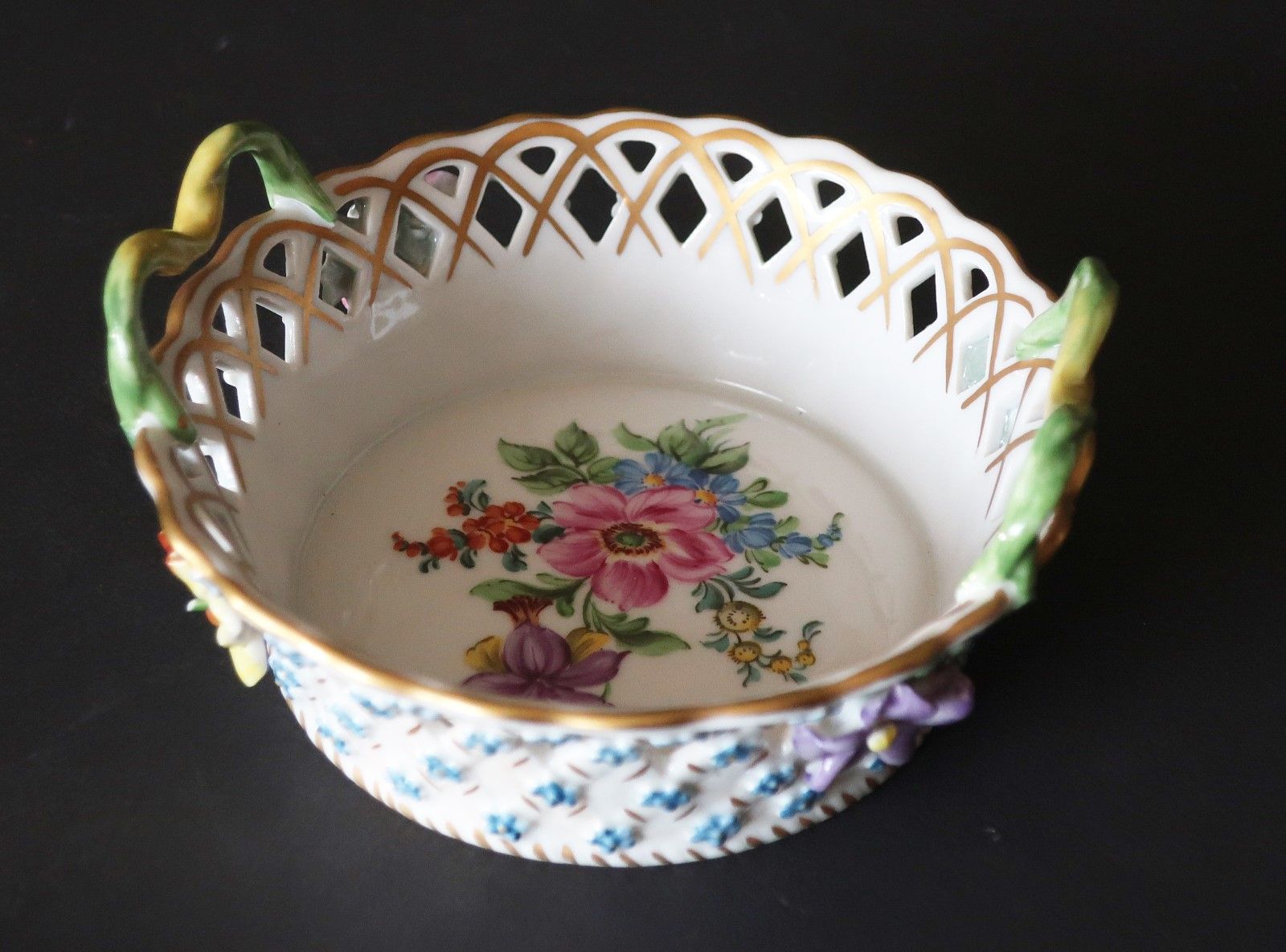 Null Small bowl with handle, porcelain Dresden, diameter approx. 12cm