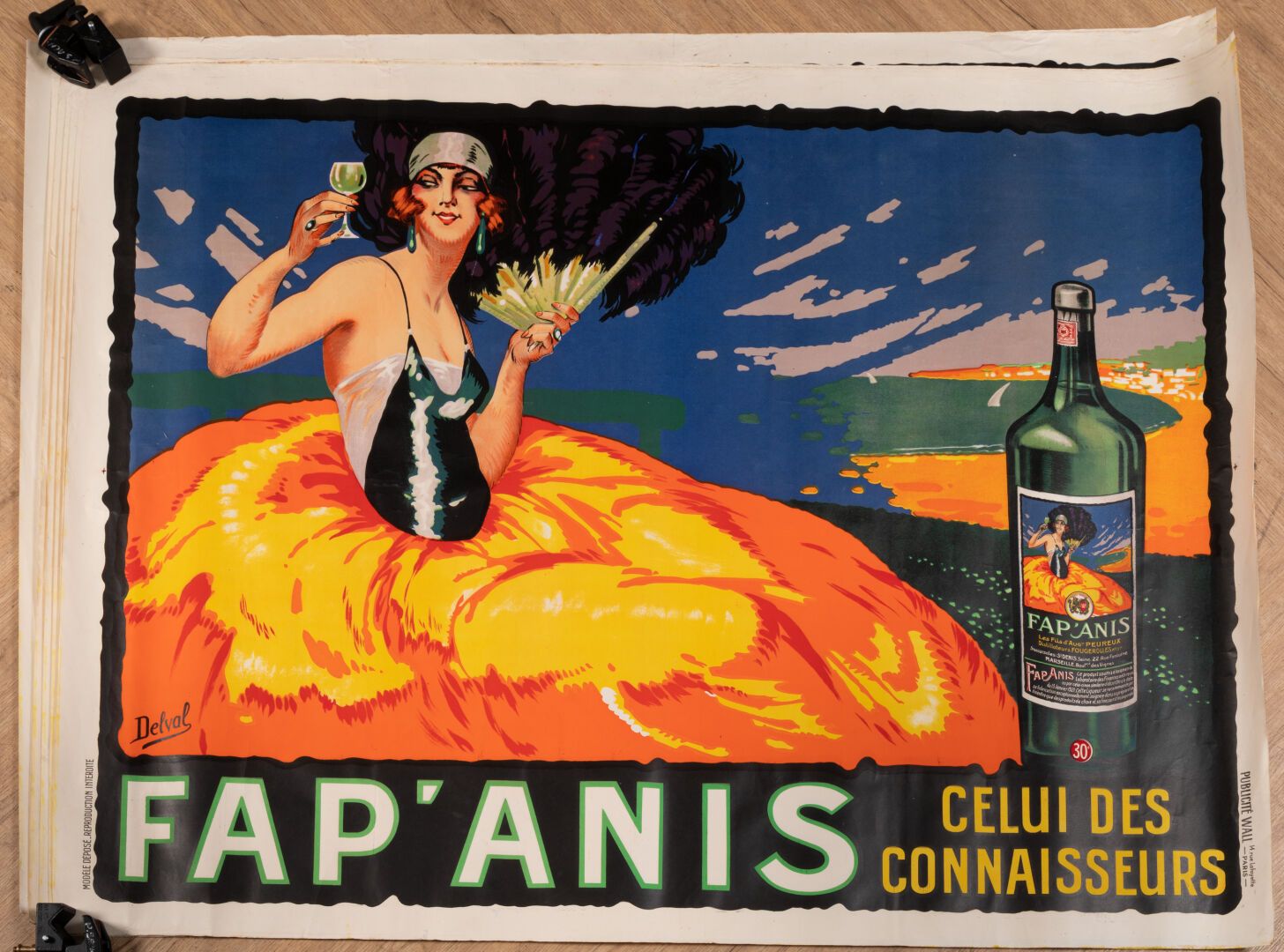 DELVAL Henri 7件AFFICHES FAP'ANIS "鉴赏家的作品"。

约1925年

巴黎广告墙

H.120厘米。长：160厘米

褶皱，有&hellip;