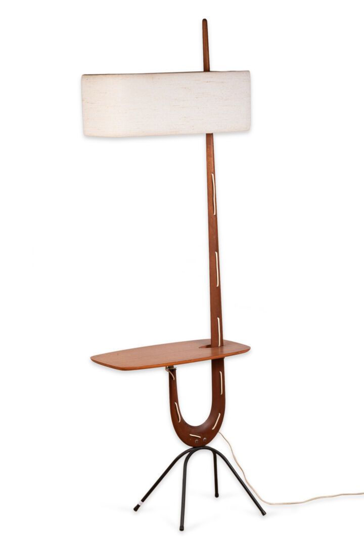 JEAN RISPAL (XXE) LAMPADAIRE liseuse, modèle Girafe, vers 1950

Teck, tissu et f&hellip;