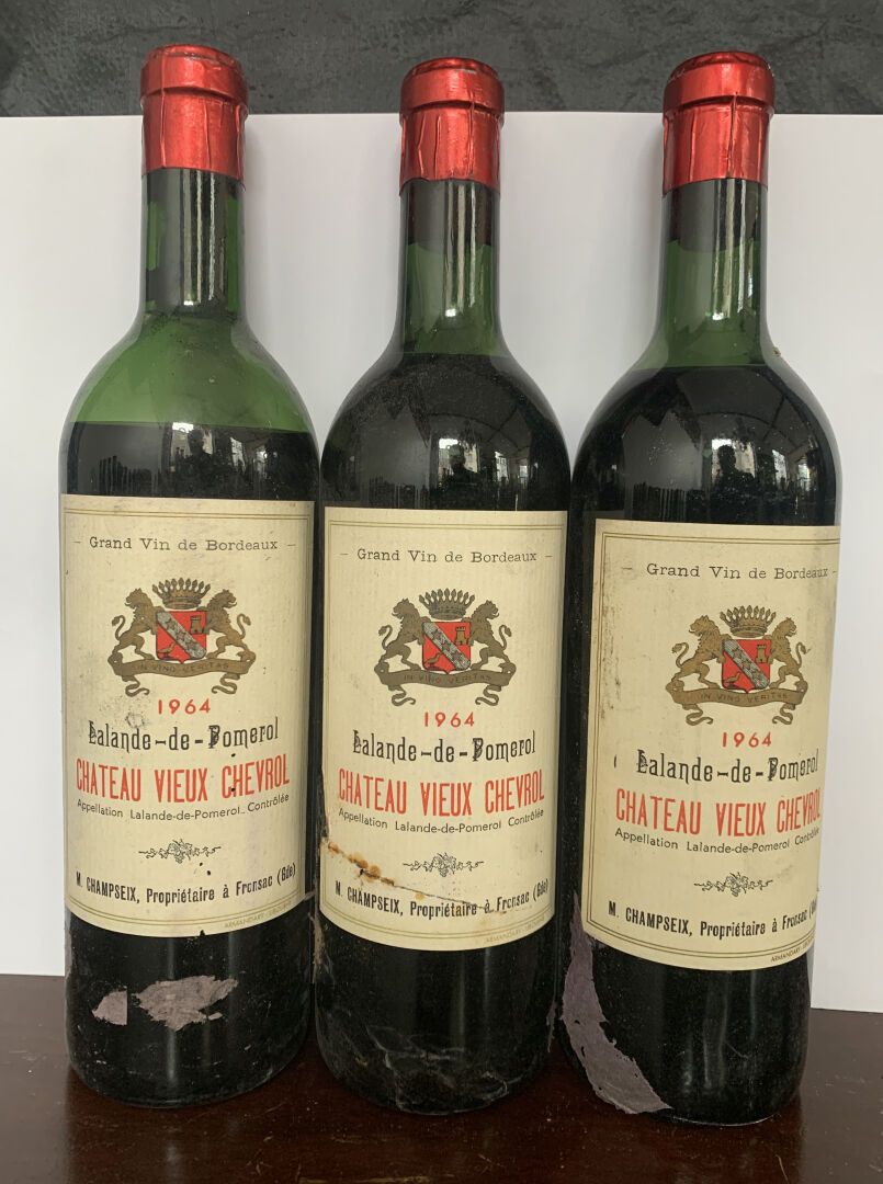 Null 3B Château Vieux Chevrol 

Lalande-de-Pomerol 1964 

Légères salissures, un&hellip;