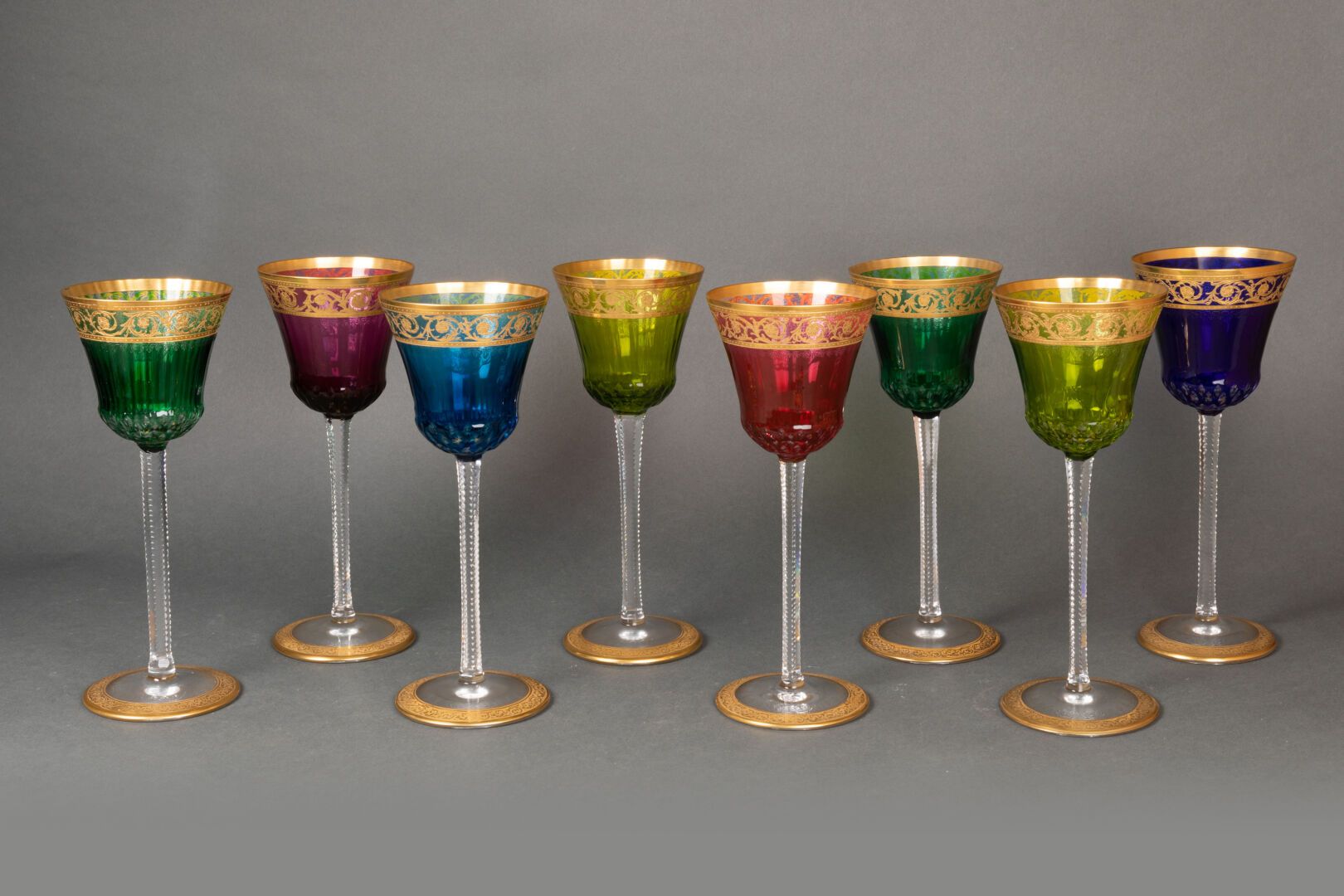 Cristallerie de SAINT-LOUIS Suite de huit verres à vin modèle Thistle

Cristal c&hellip;