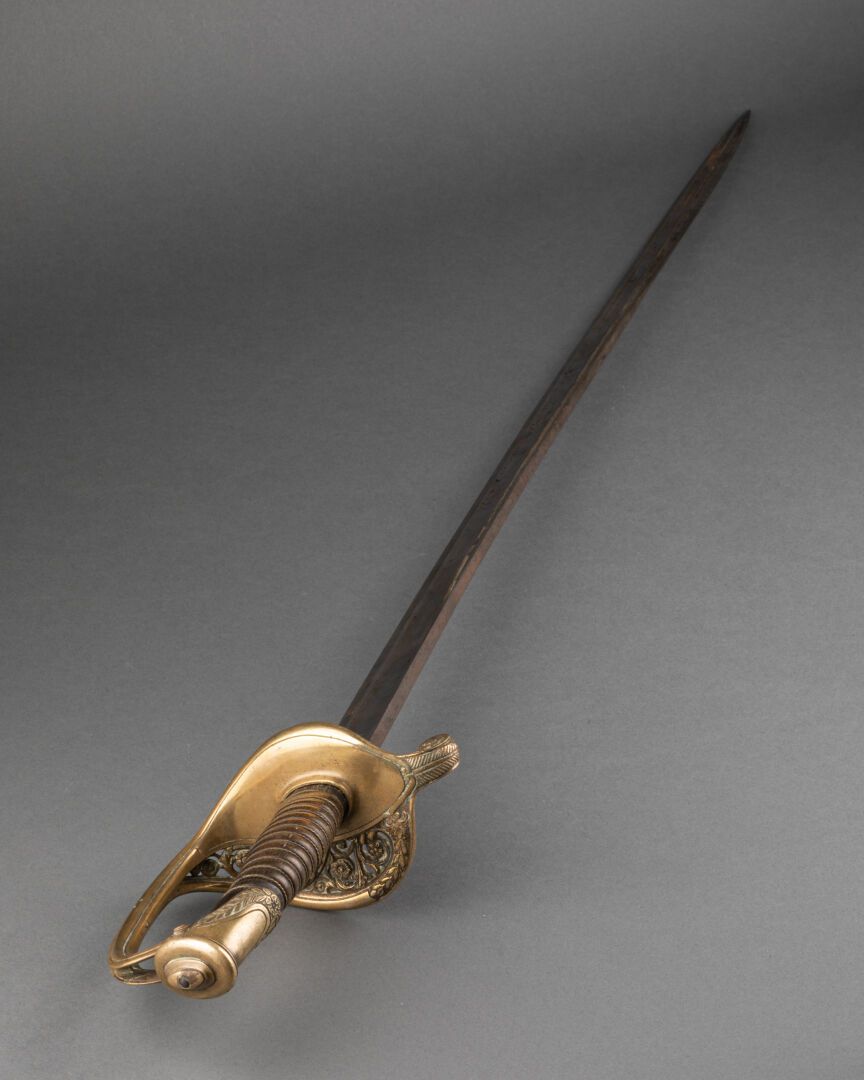 Null SABRE de oficial de infantería modelo 1845.

Montura de bronce, tapa de la &hellip;