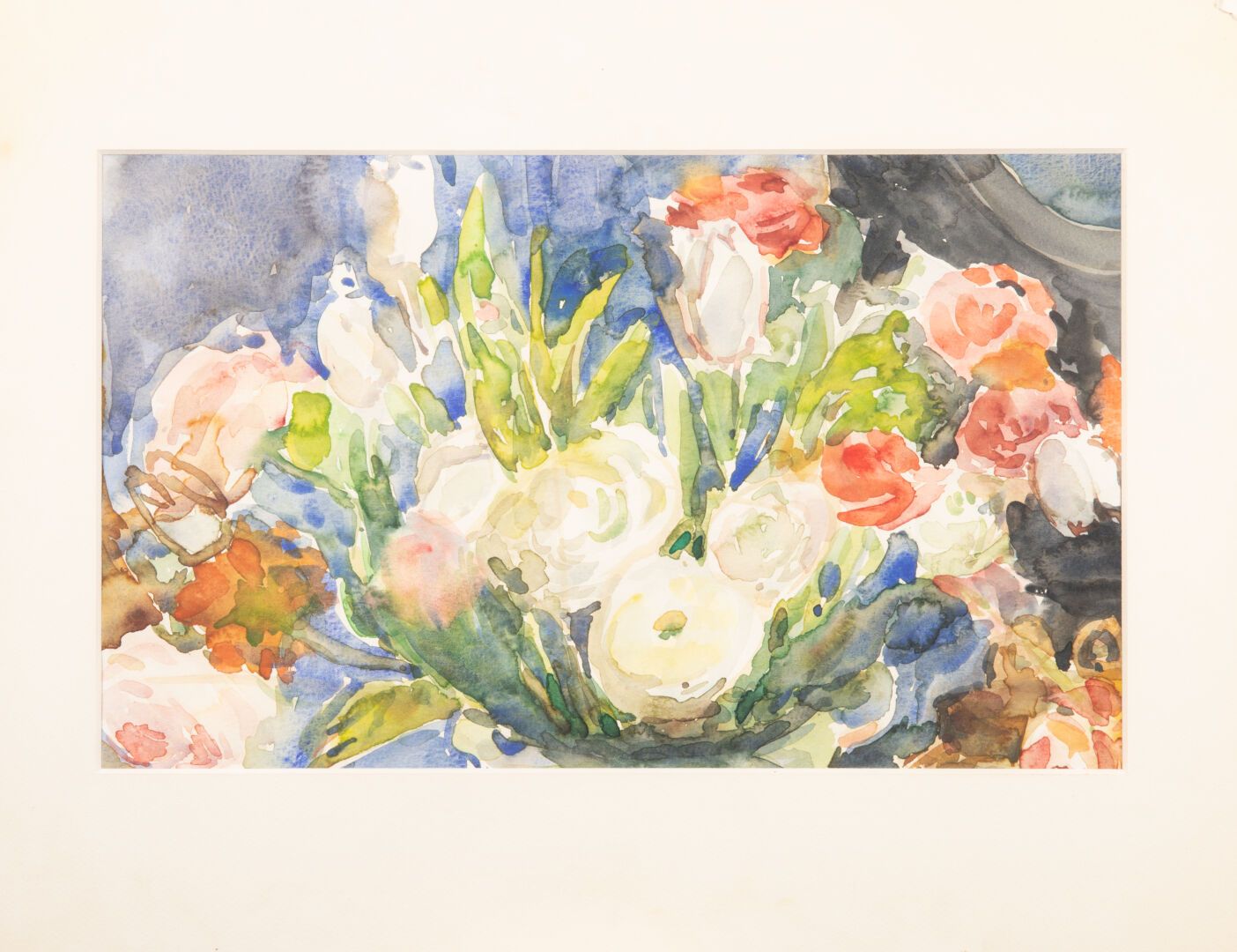 École du XXe siècle Composition florale 
Aquarelle sur papier 
H. 24 cm - L. 39 &hellip;