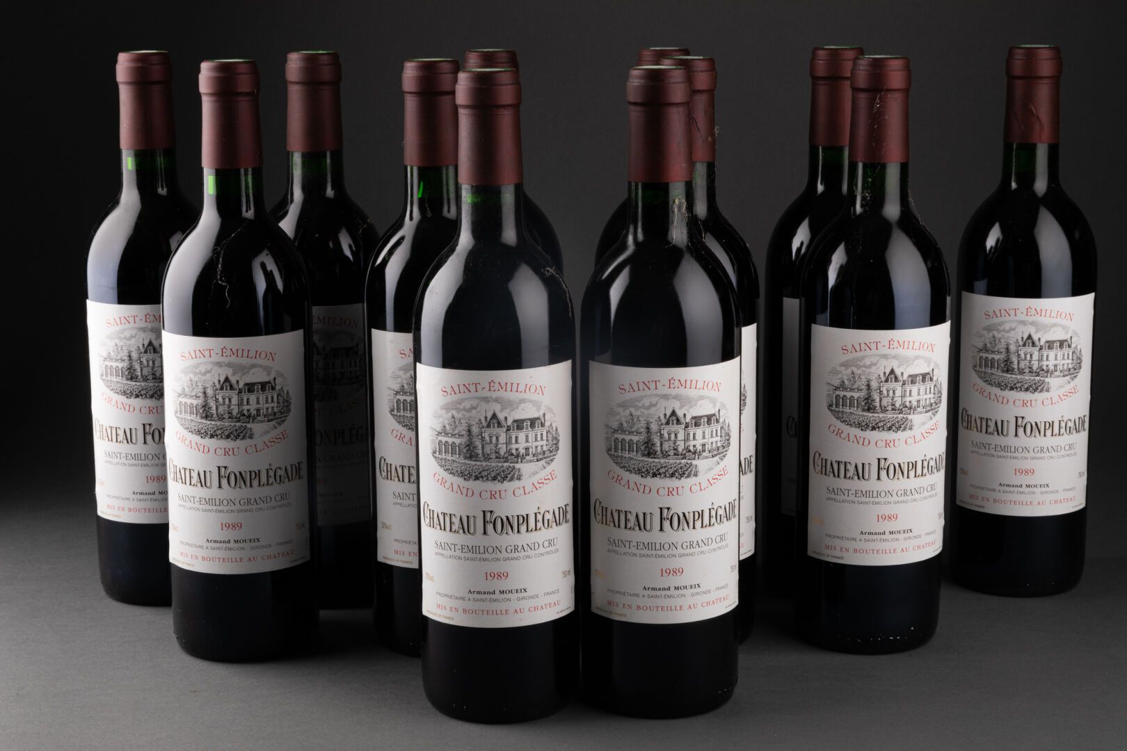 Null 12B Château Fonplégade 

Saint-Emilion GCC 1989 

Wooden case