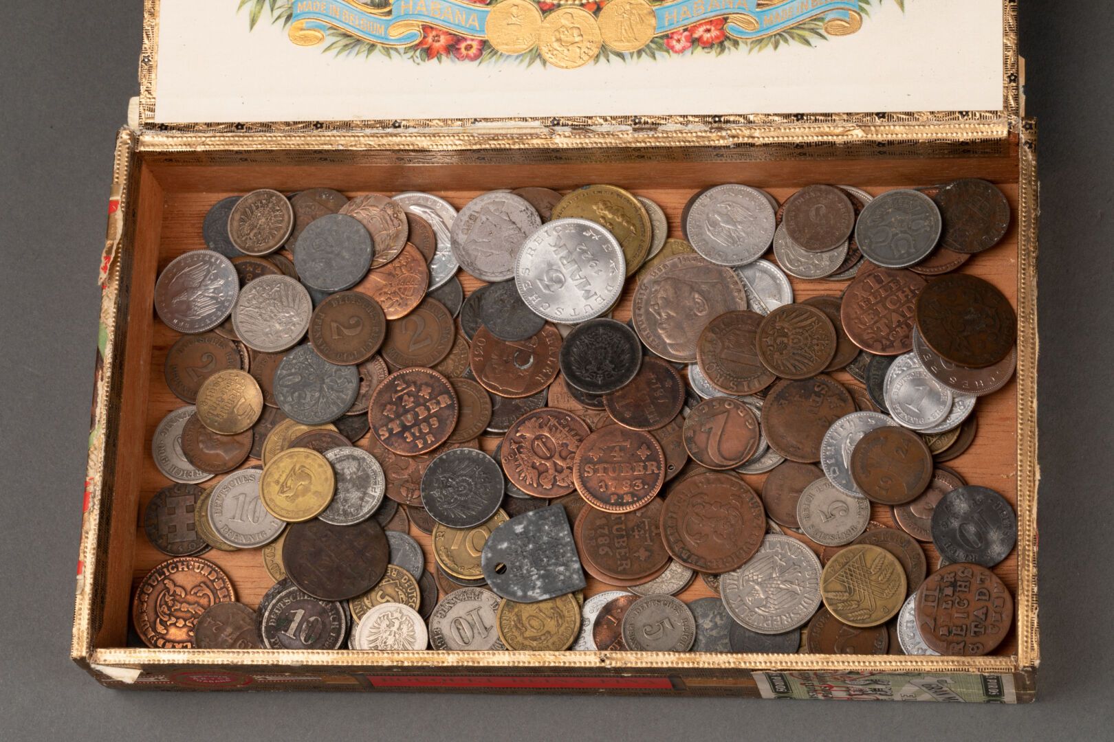 Lot de monnaies - XXe siècle 一批20世纪的硬币，主要是比利时和德国硬币