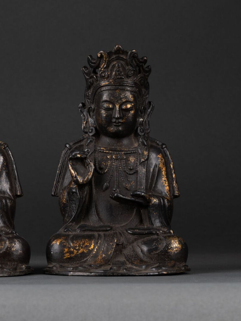 CHINE - Style de la dynastie MING (1368-1644) BUDDHA dibujando el mudra vitarka &hellip;