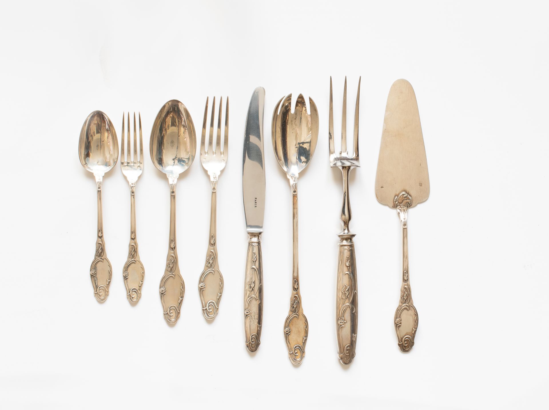 Null Part of a silver flatware set by Lappara 

Comprising twelve large flatware&hellip;