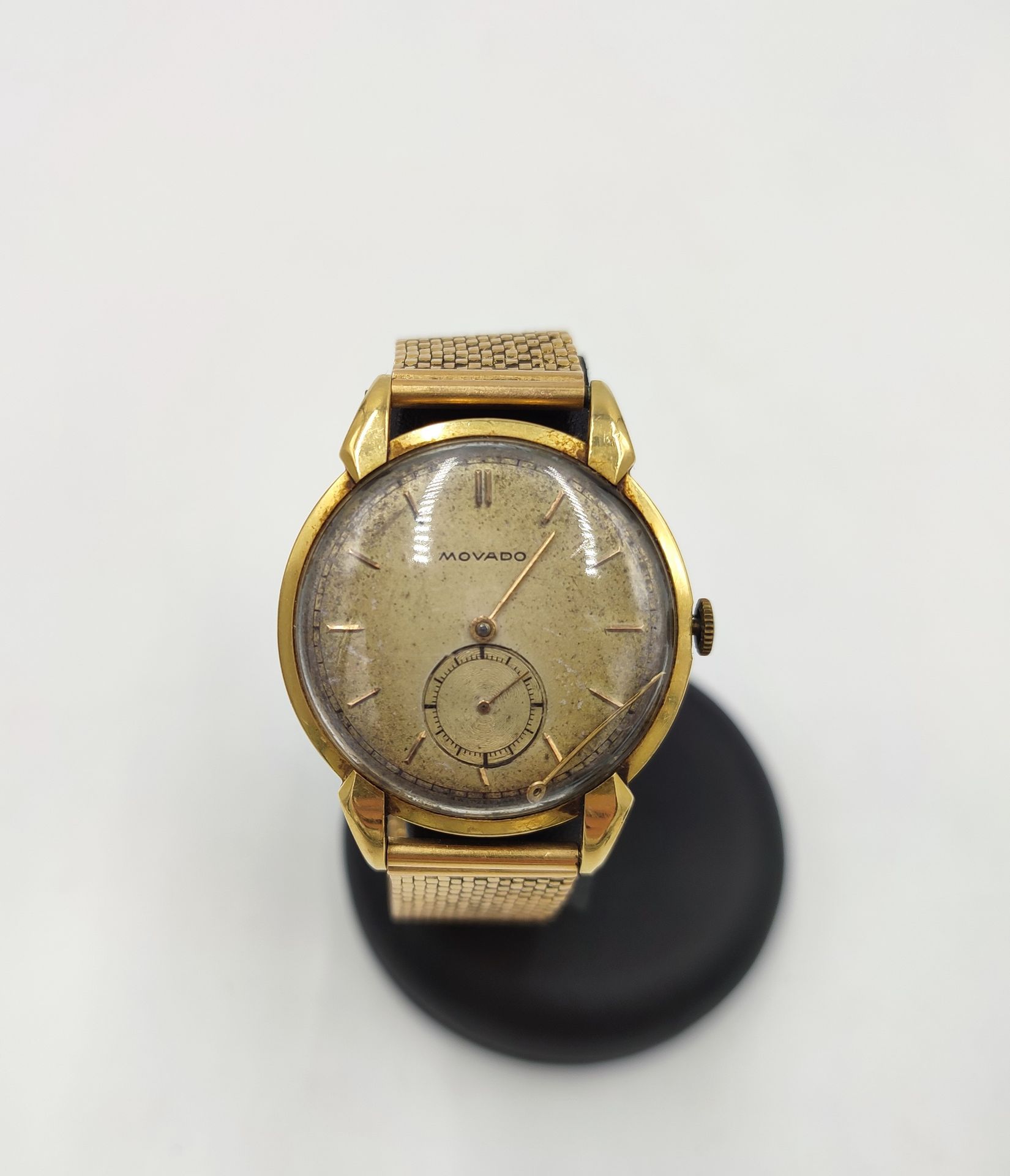 Null MOVADO

18K Gold Armbanduhr mit rundem Gehäuse, mechanisches Uhrwerk, Sekun&hellip;