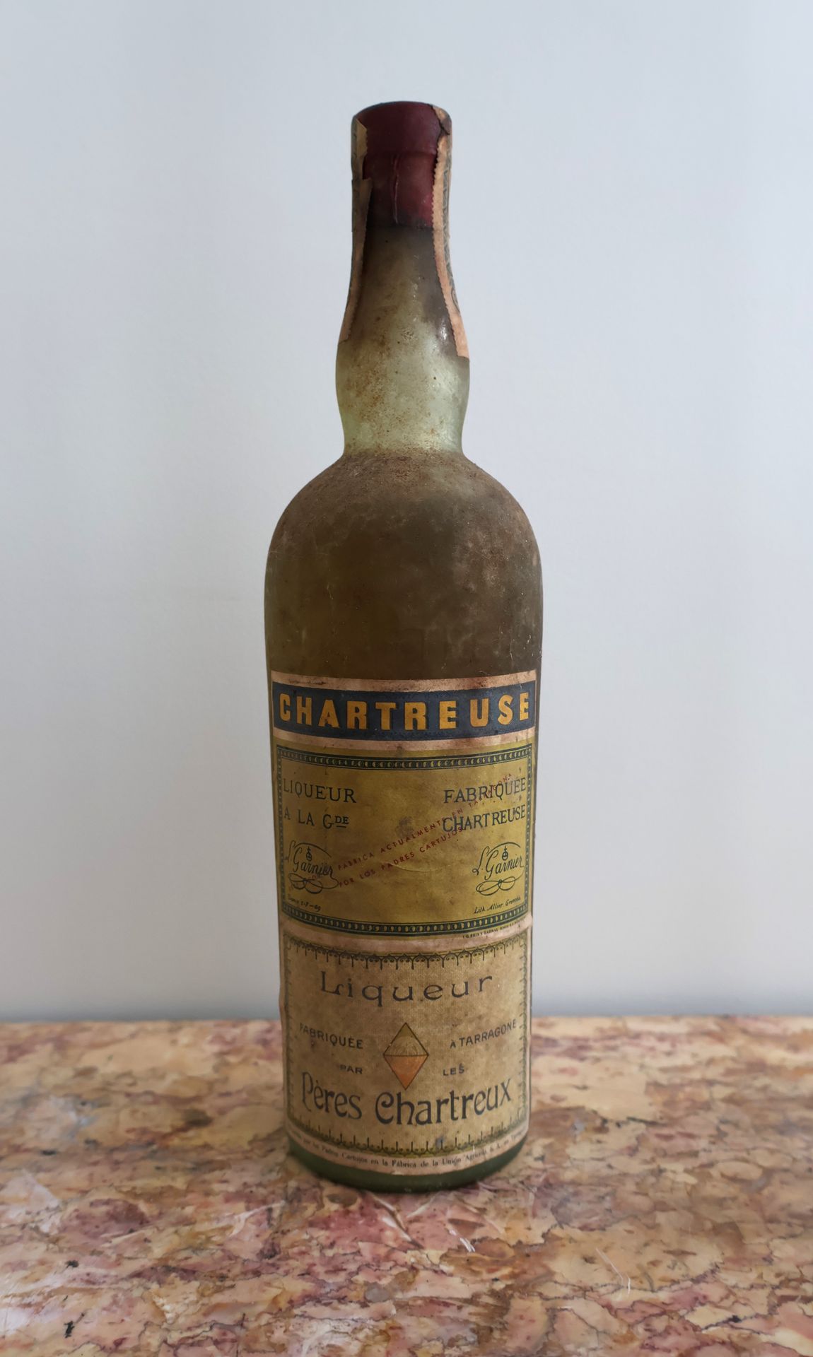 Null 1 bouteille CHARTREUSE (1951-1959/1960) Verte, liqueur fabriquée à Tarragon&hellip;